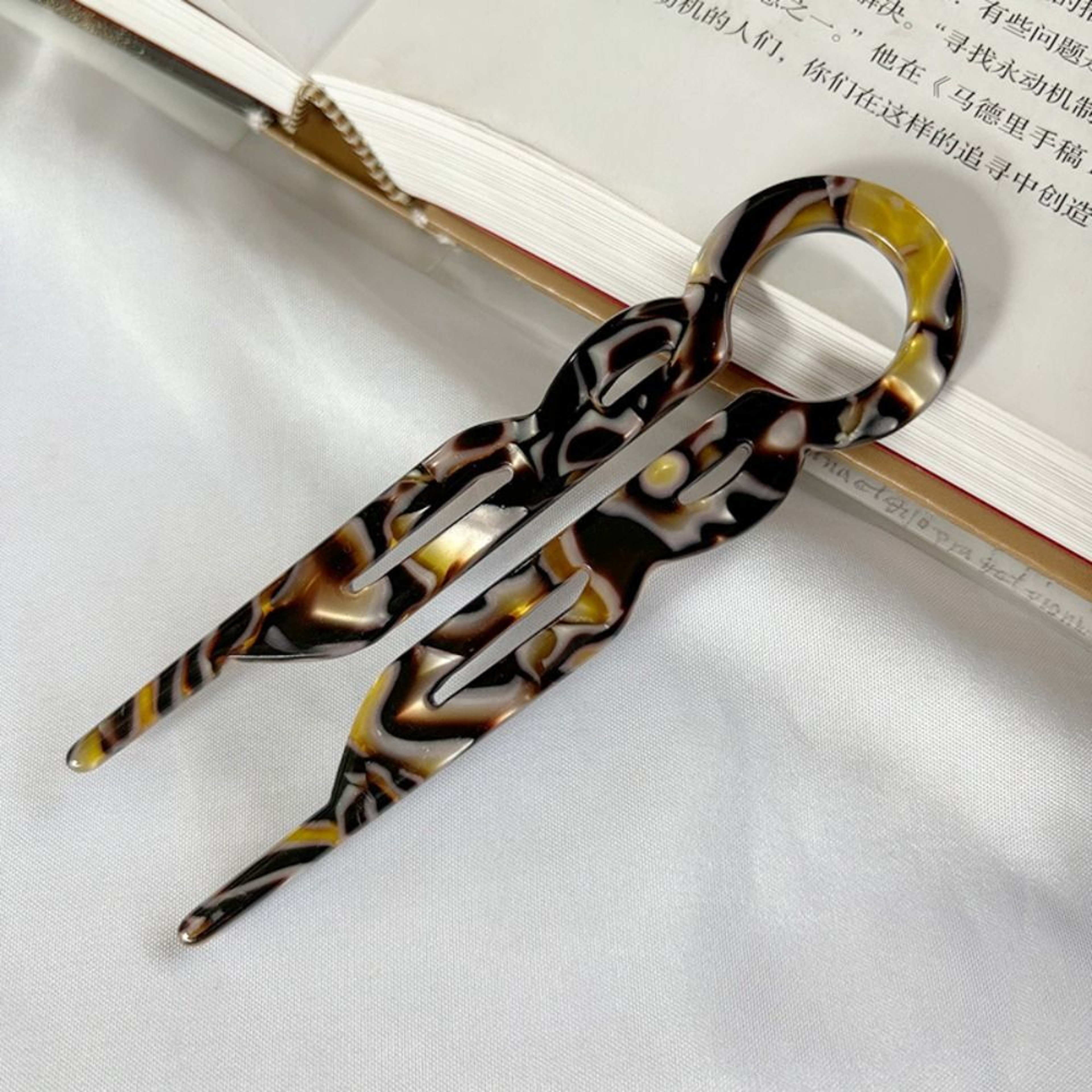 Fashion Design Hair Bun U-Shaped Hair Sticks, Acetate Clip Hairpins, Sweet Hair Accessories for Women, Meatball Head – view 12