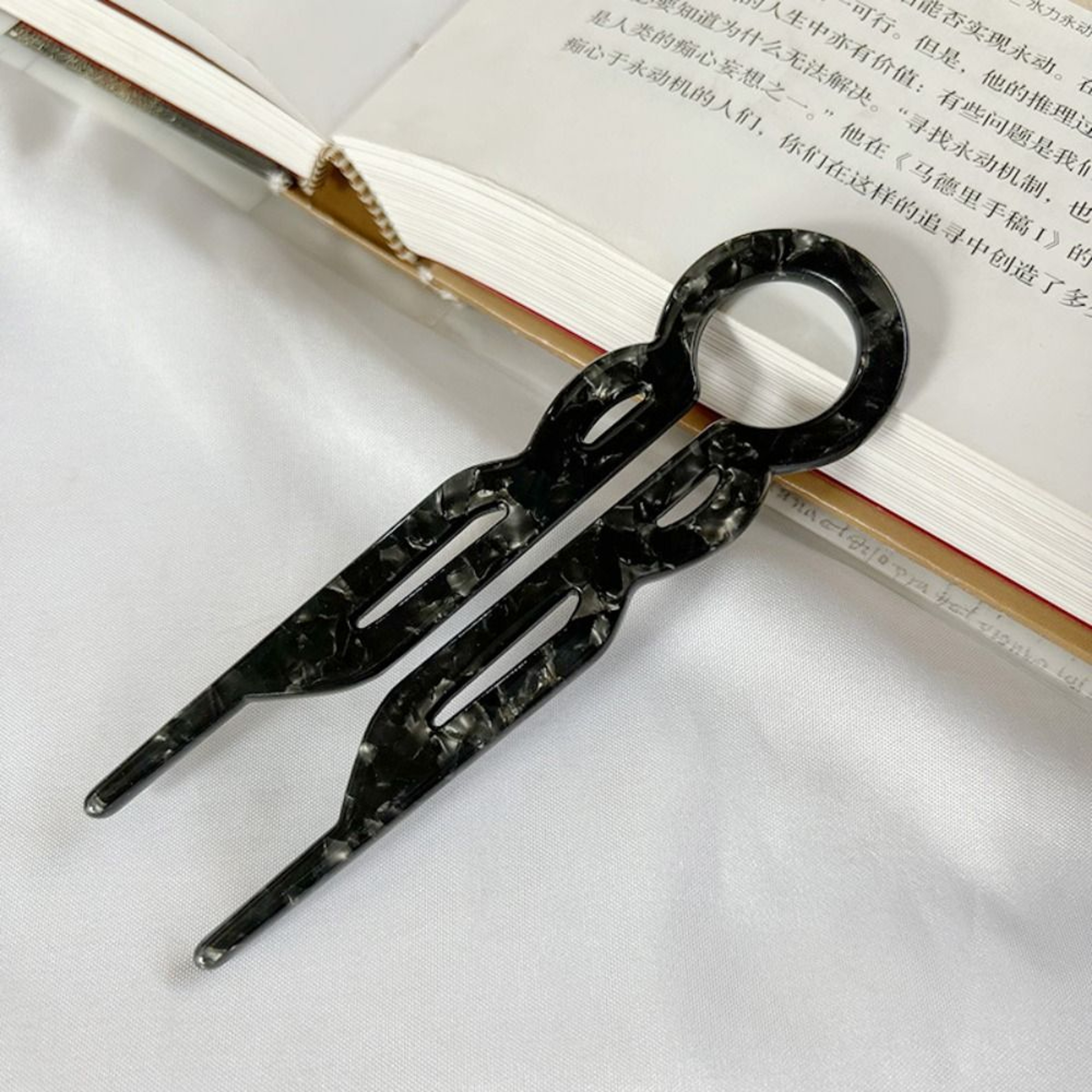 Fashion Design Hair Bun U-Shaped Hair Sticks, Acetate Clip Hairpins, Sweet Hair Accessories for Women, Meatball Head – view 16