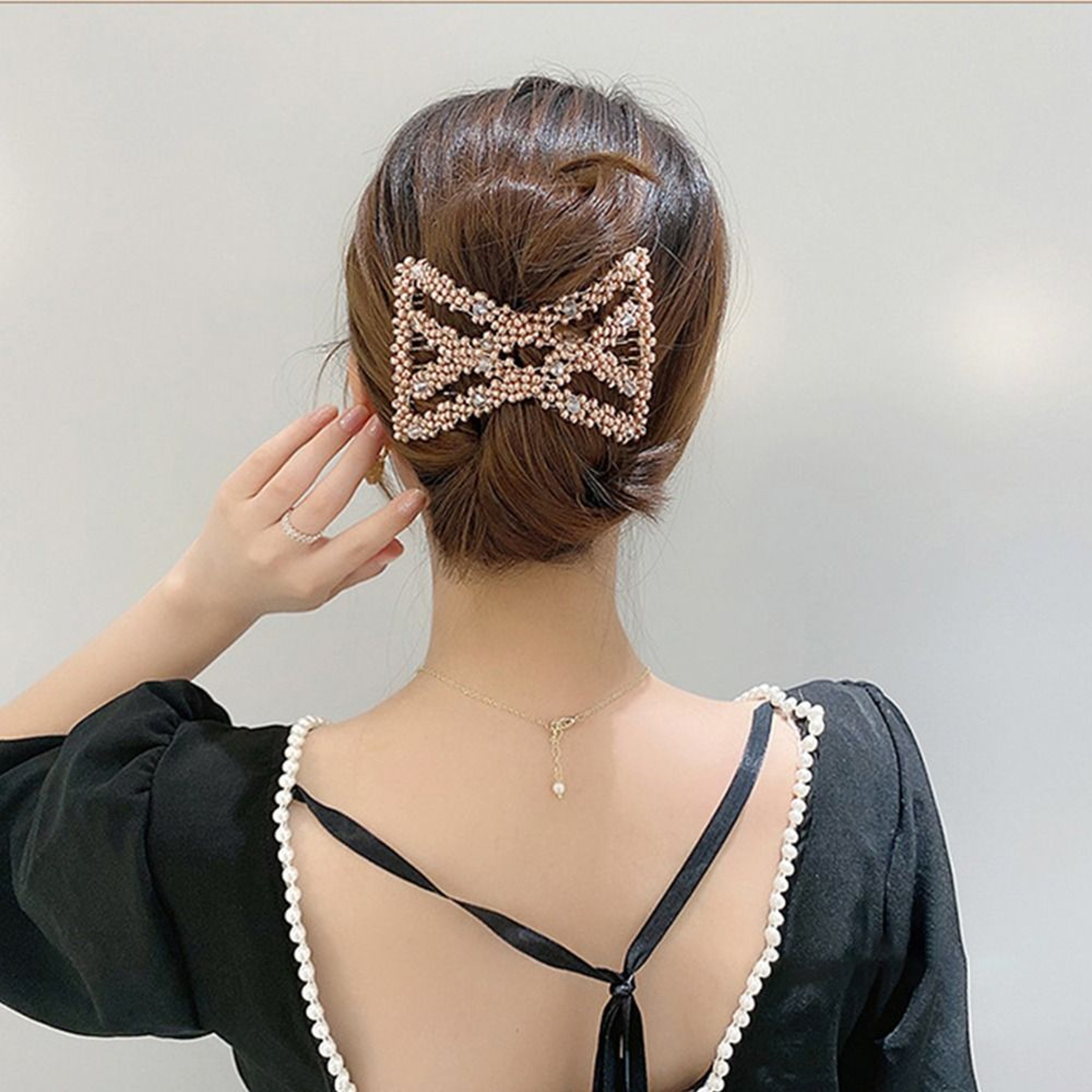 Plastic Pearl Elastic Hairpin Butterfly Fancy Clip Double Side Bun Rhombus Combs Hair Styling Tool  3