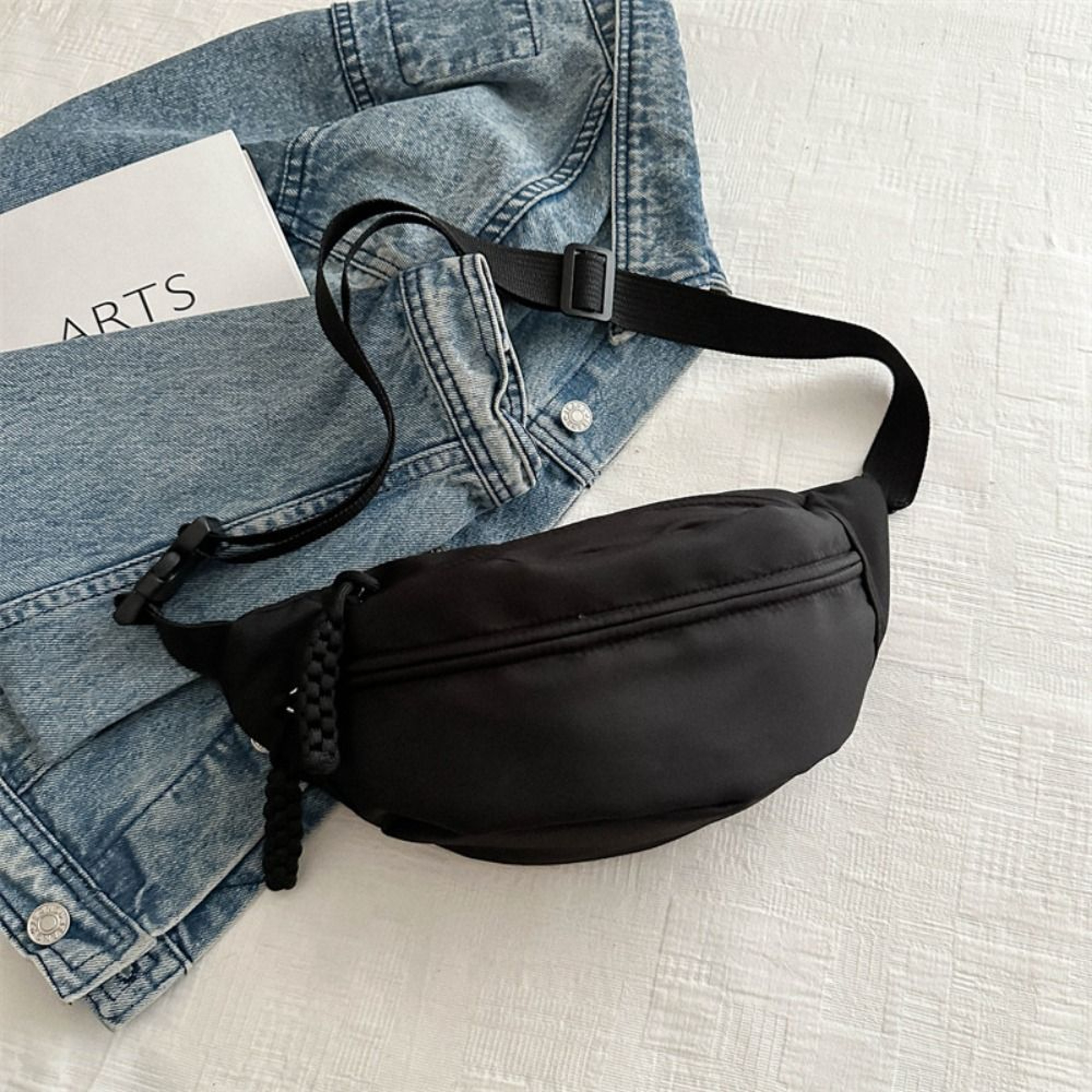 Half Moon Womens Chest Bag Waterproof Oxford Cloth Large Capacity Running Belt Bag 4