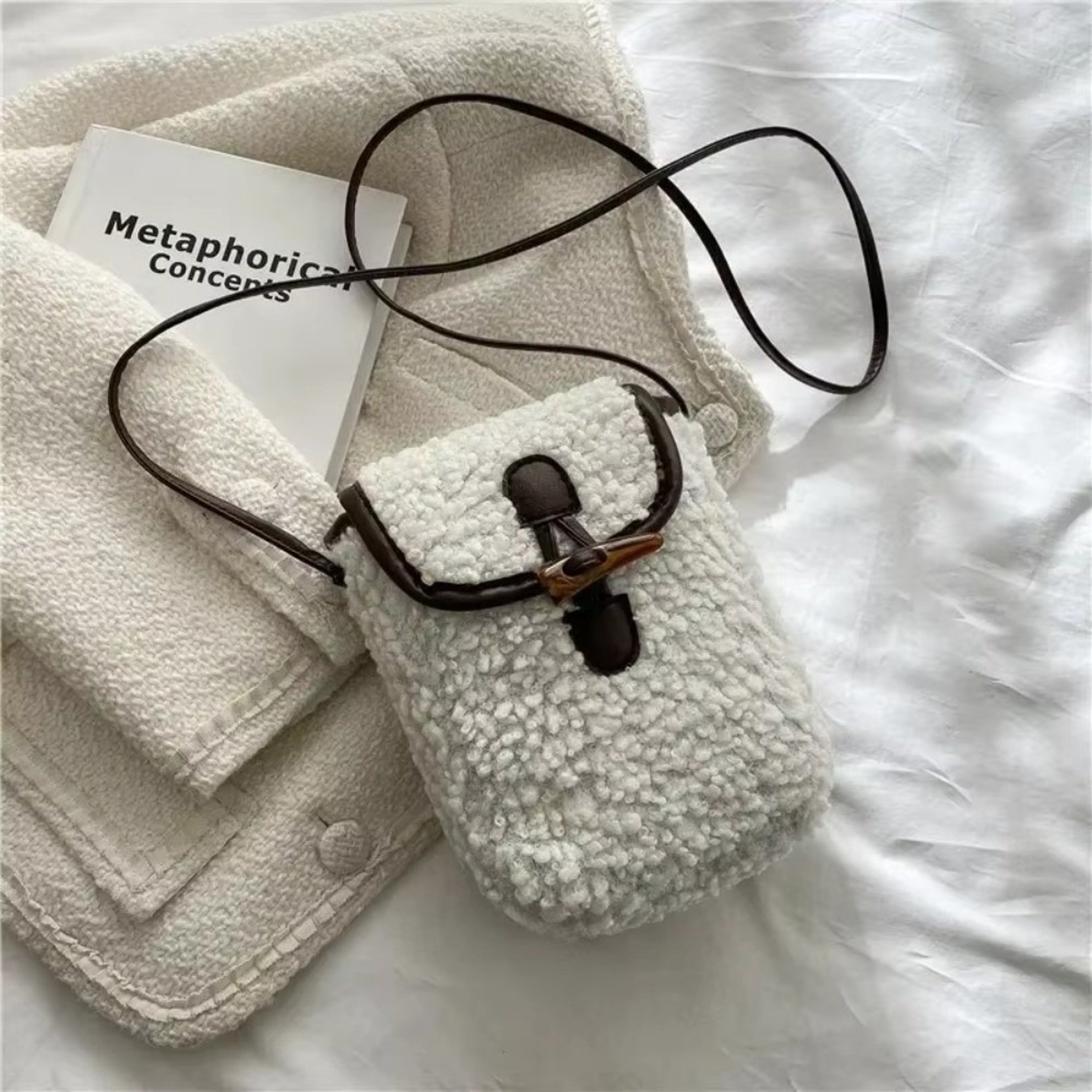 Fashion Winter Lambswool Phone Bag, Sweet Lovely Portable Women Wallets, Faux Fur Plush Shoulder Bags – view 10