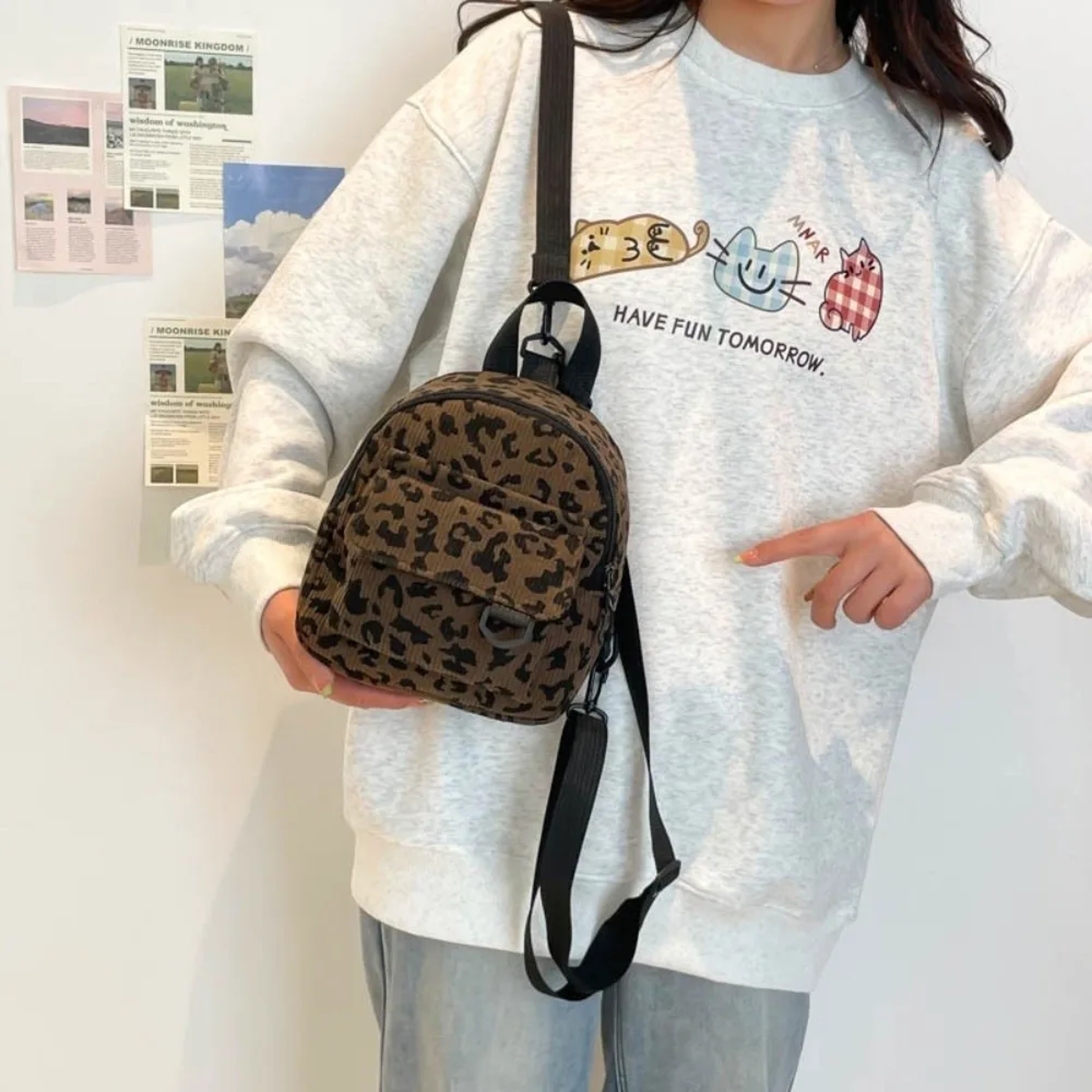 Fashion Vintage Leopard Print Mini Rucksack Bag Large Capacity Travel Backpack Womens Shoulder Bag  3