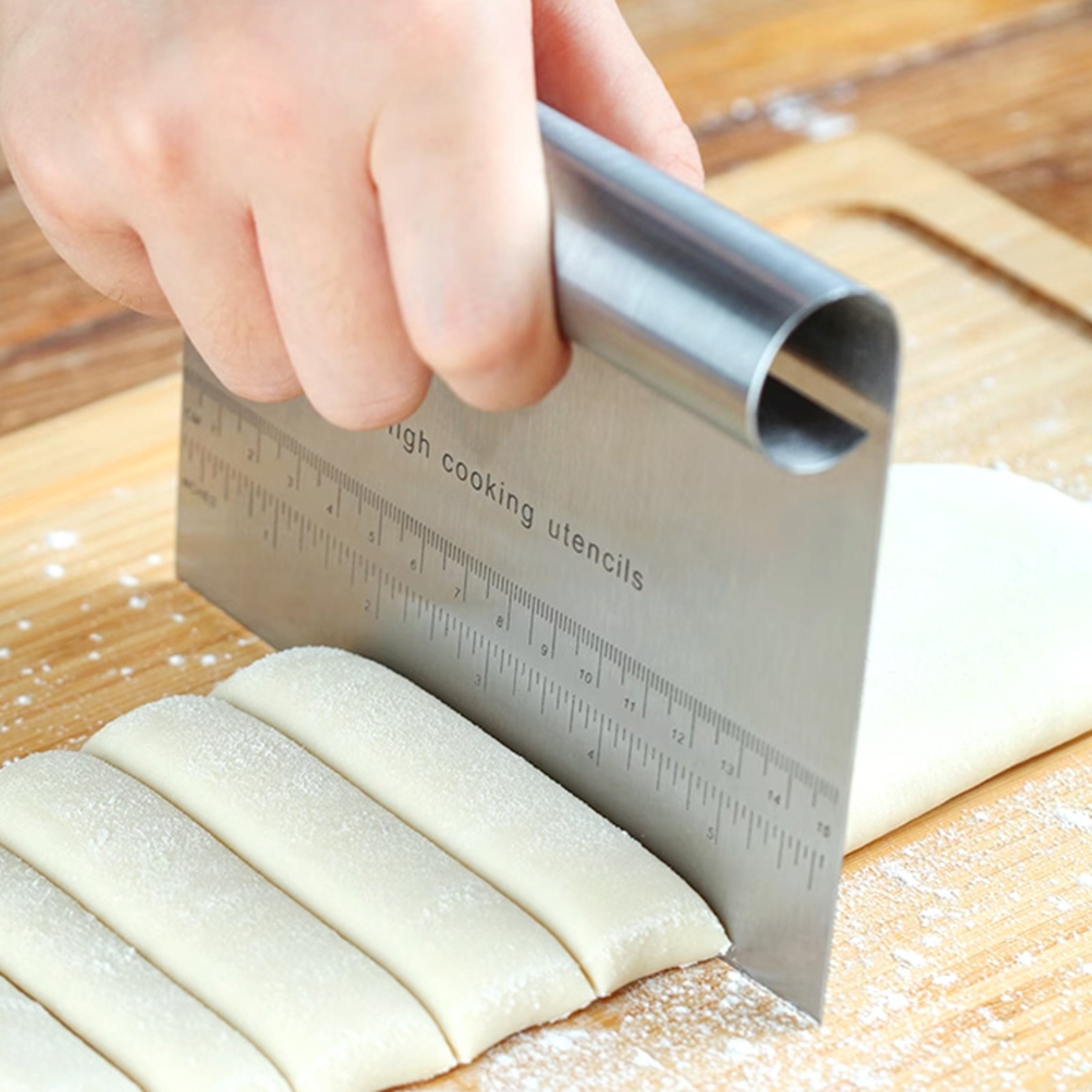 Stainless Steel Dough Pastry Scraper, Pizza Cutter Chopper, Cake Bread Separator, Measuring Scale Knife – view 1