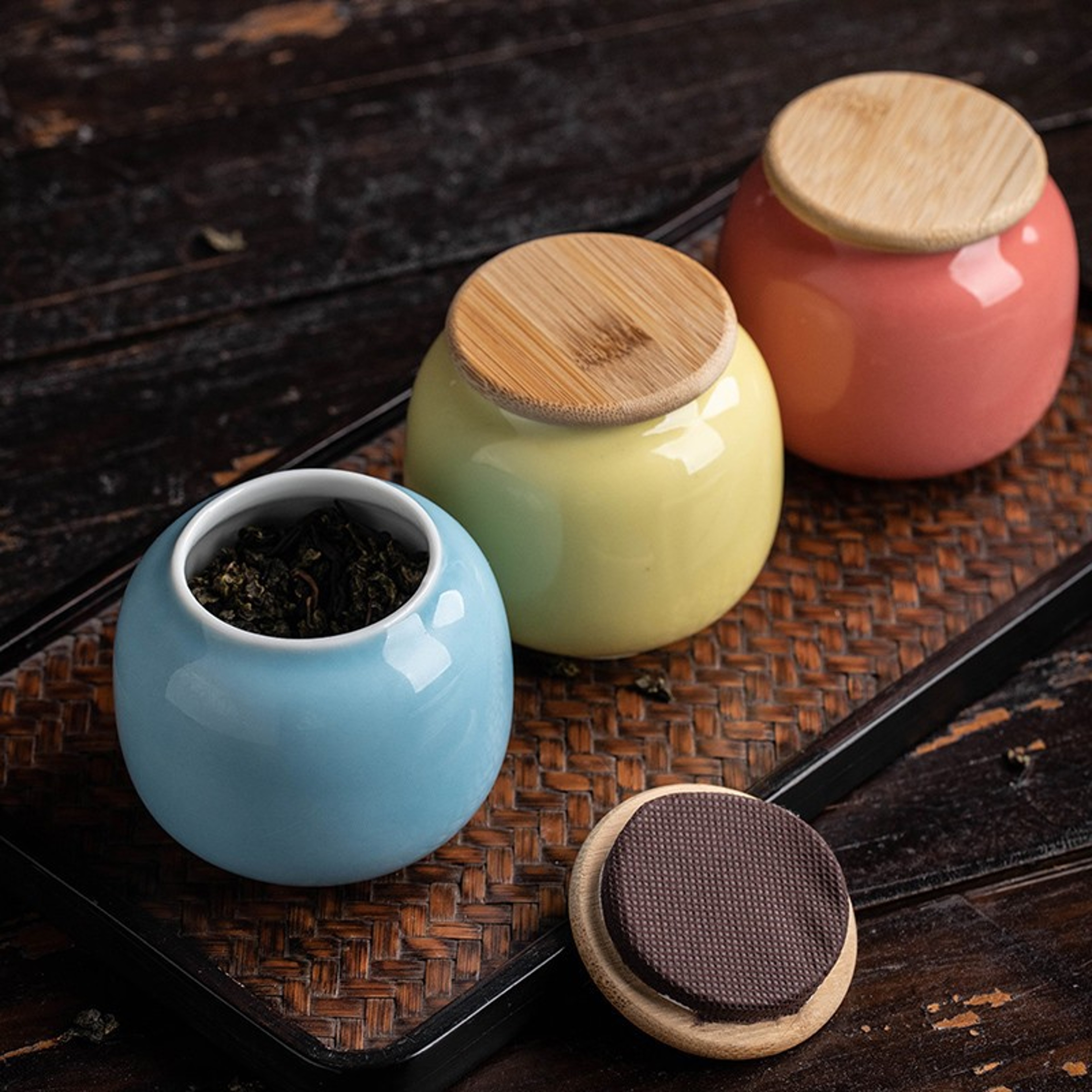 Mini Bamboo Lid Ceramic Tea Candy Box Vintage Sealed Storage Jar Home Decoration Gift 0
