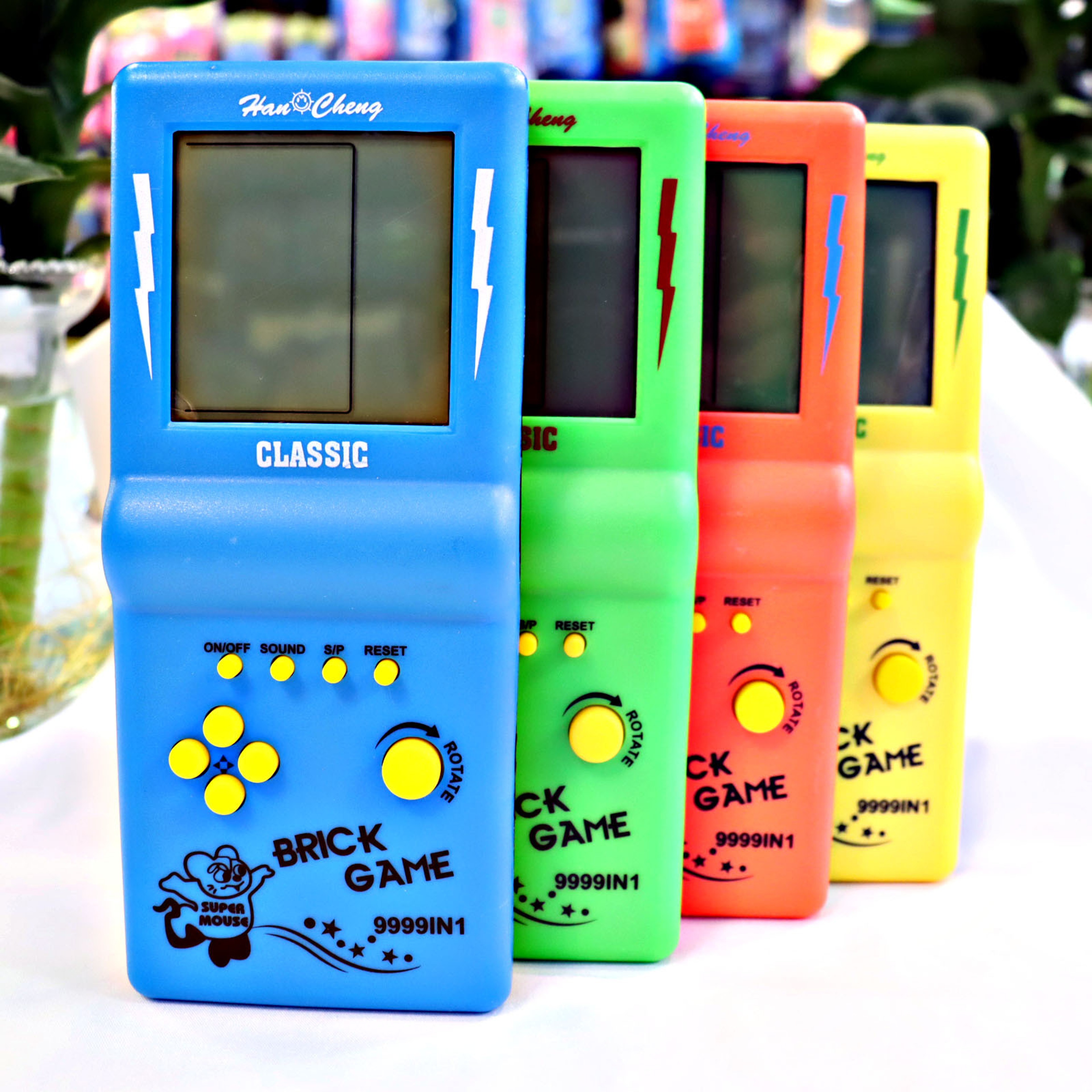 Retro Handheld Tetris Game Console Large Screen Puzzle Toy for Kids, Nostalgic Pocket Game for Children – view 1