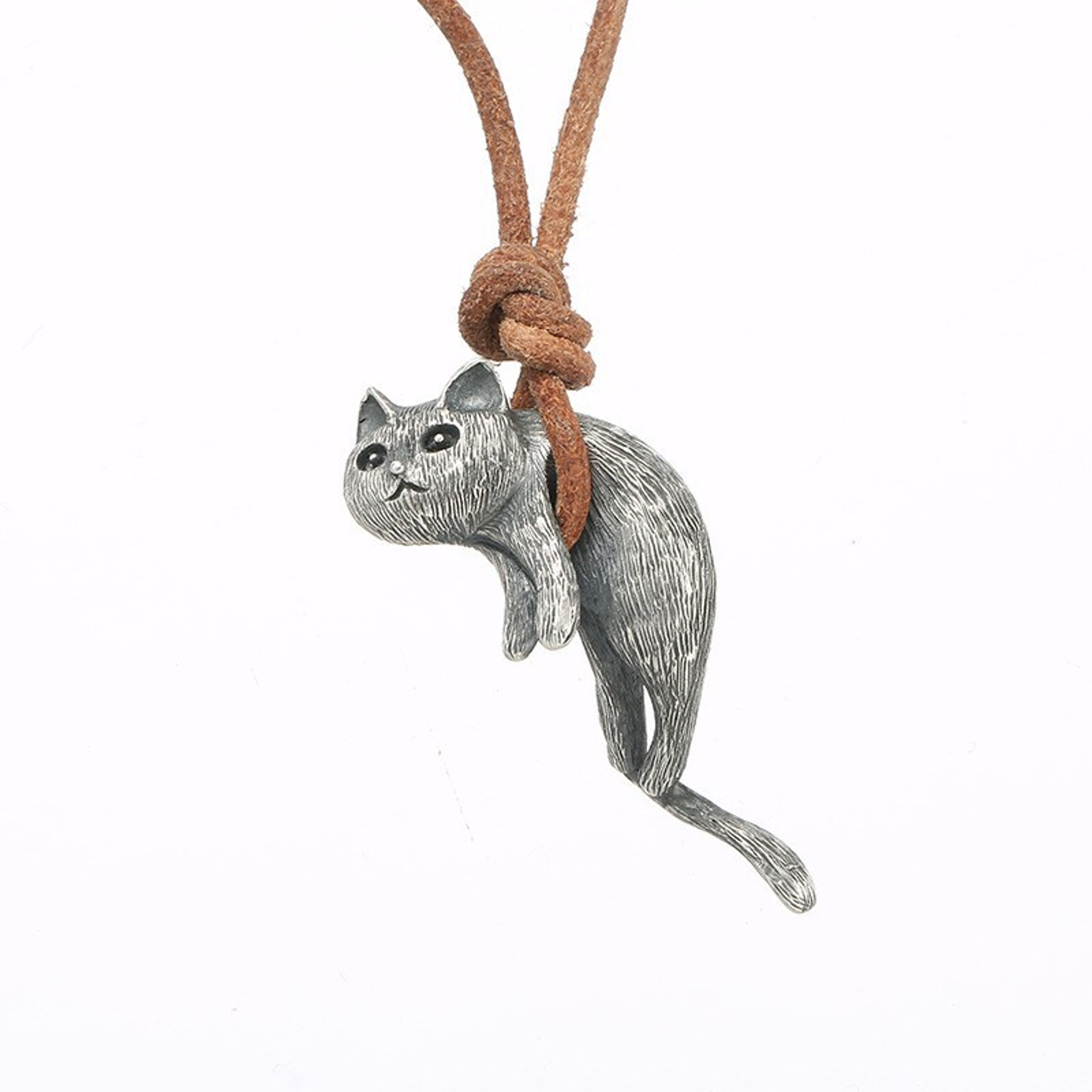 Creative Cat Pendant Necklace for Couples Personalized Jewelry Gift for Cat Lovers Unique Design for Women Men – view 5