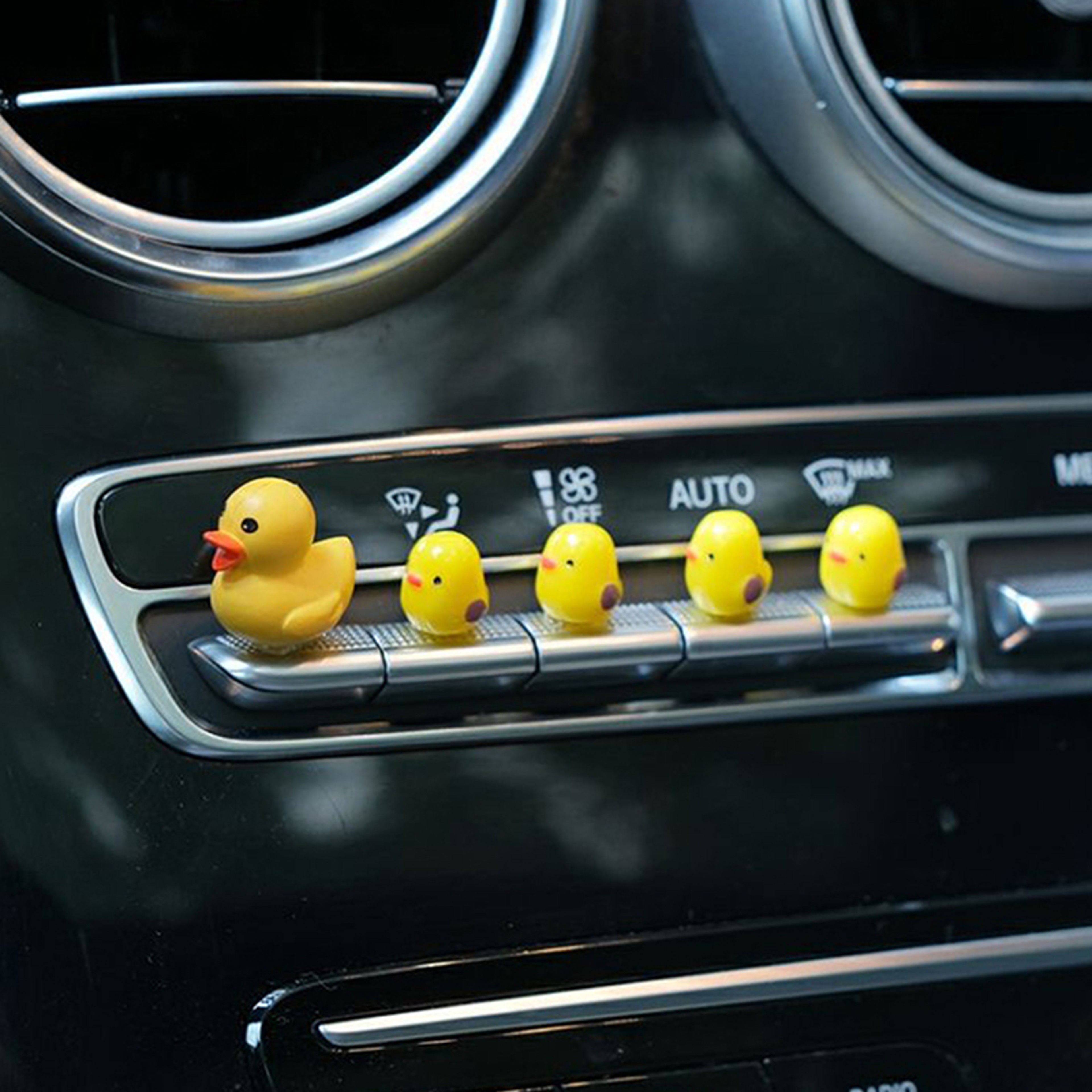 Cute Mini Ducks Rearview Mirror Ornament Charming Car Interior Decoration for Women and Men – view 5