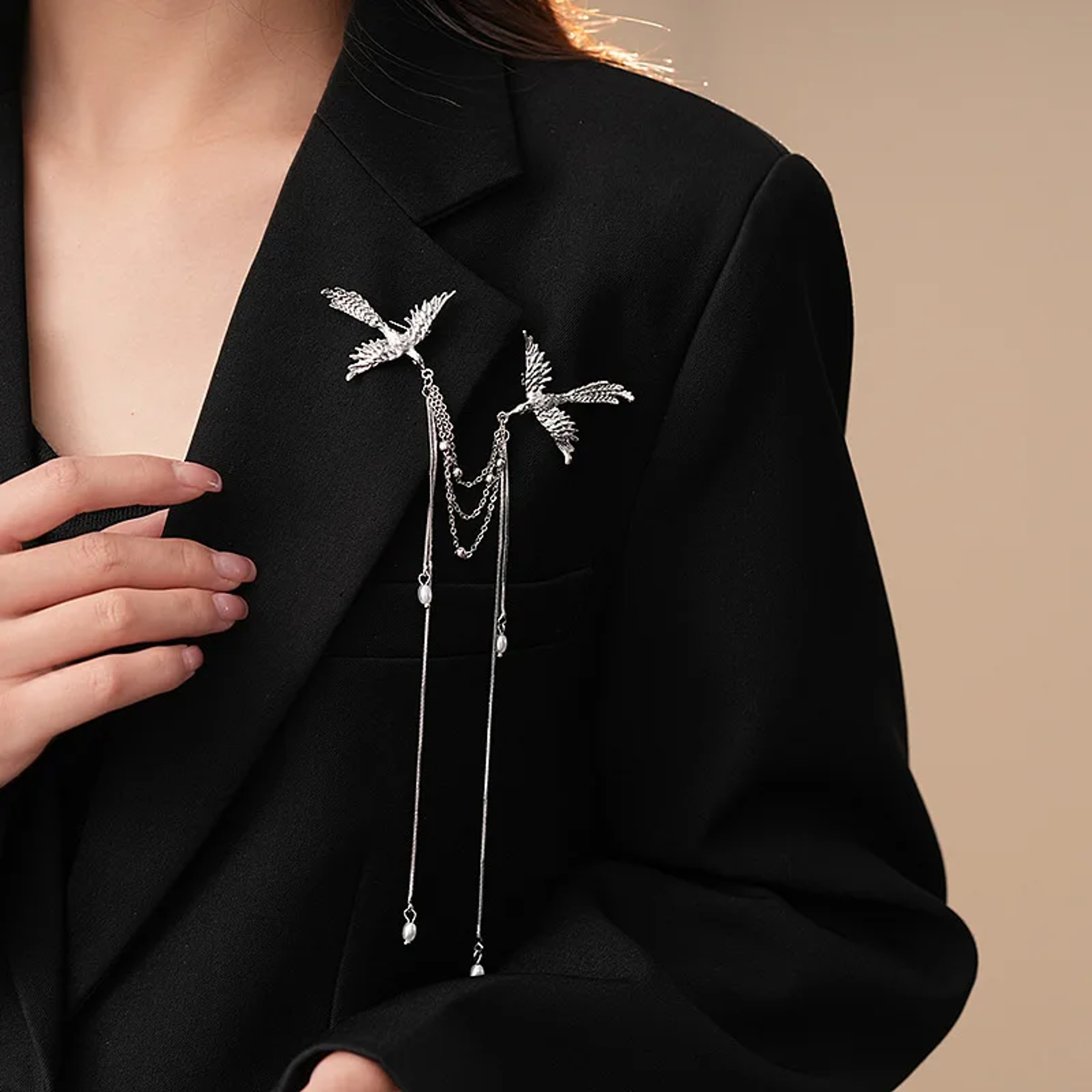 Elegant Fire Phoenix Brooch For Women Men Long Fringe Animal Corsage Pin 2