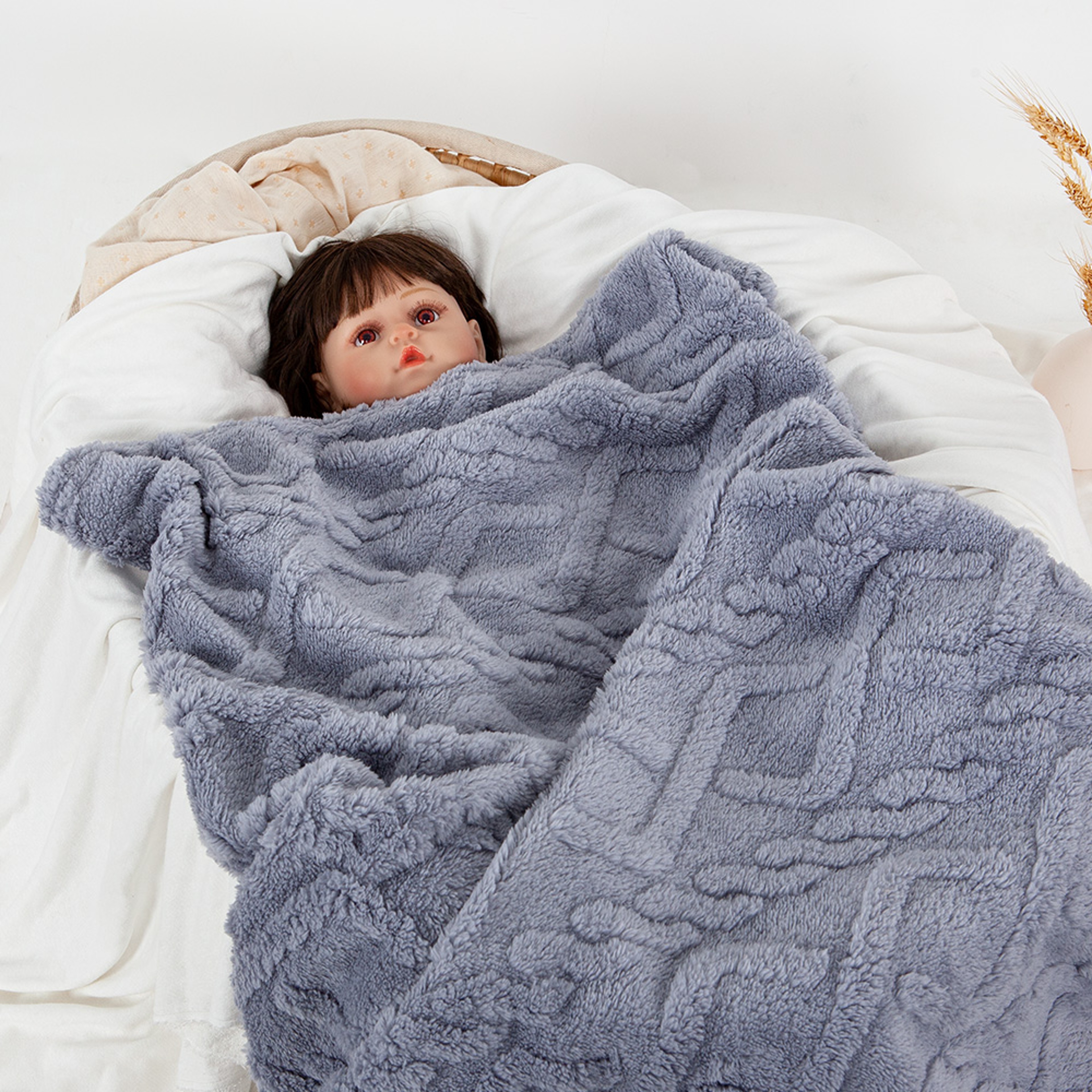 Children's Swaddle Blanket Winter Coral Velvet Soft Plush Quilt for Baby – view 4
