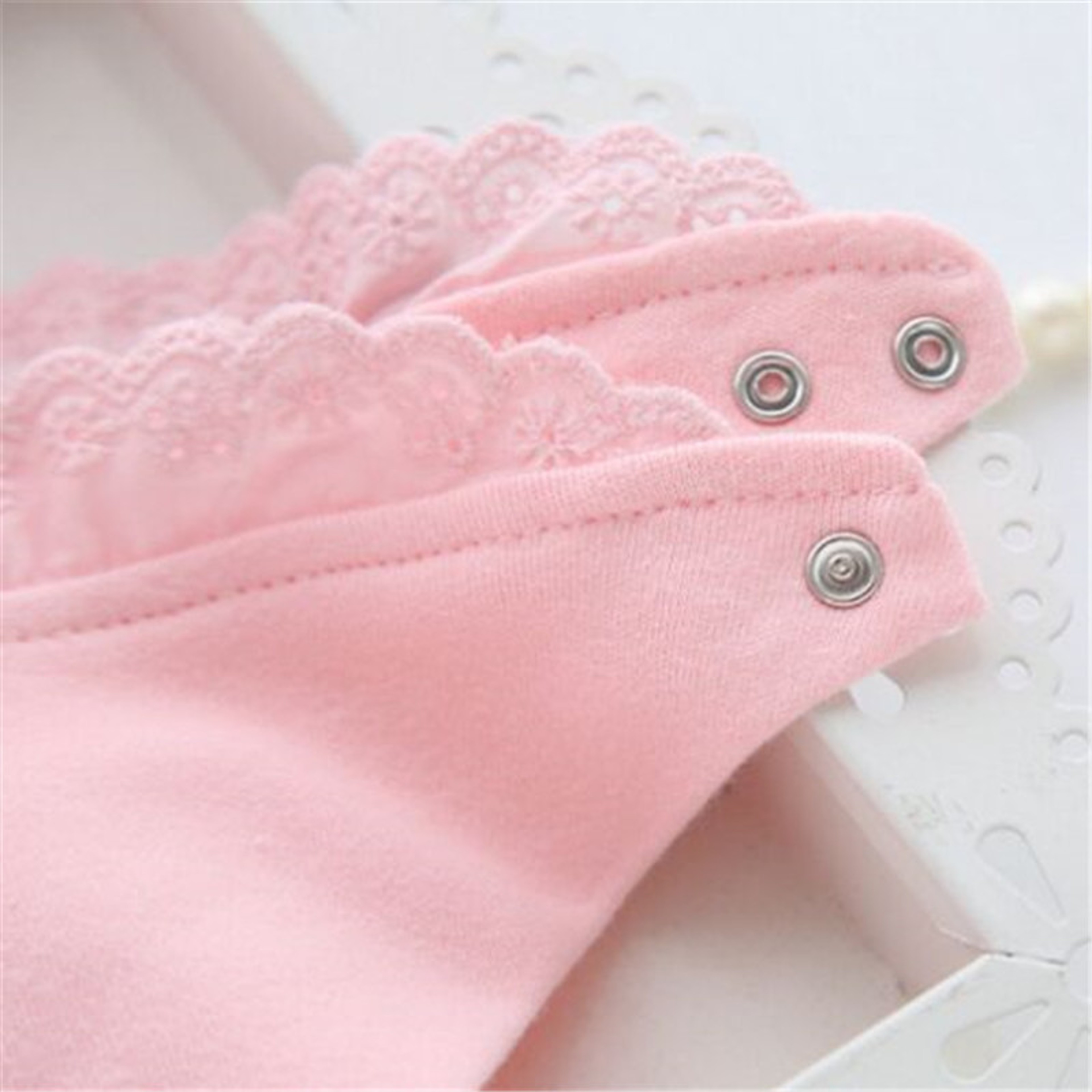 Princess Lace Bow Baby Bibs Cotton Newborn Bibs For Girls Lawadka Baby Bibs Infant Saliva Towels Cu 5