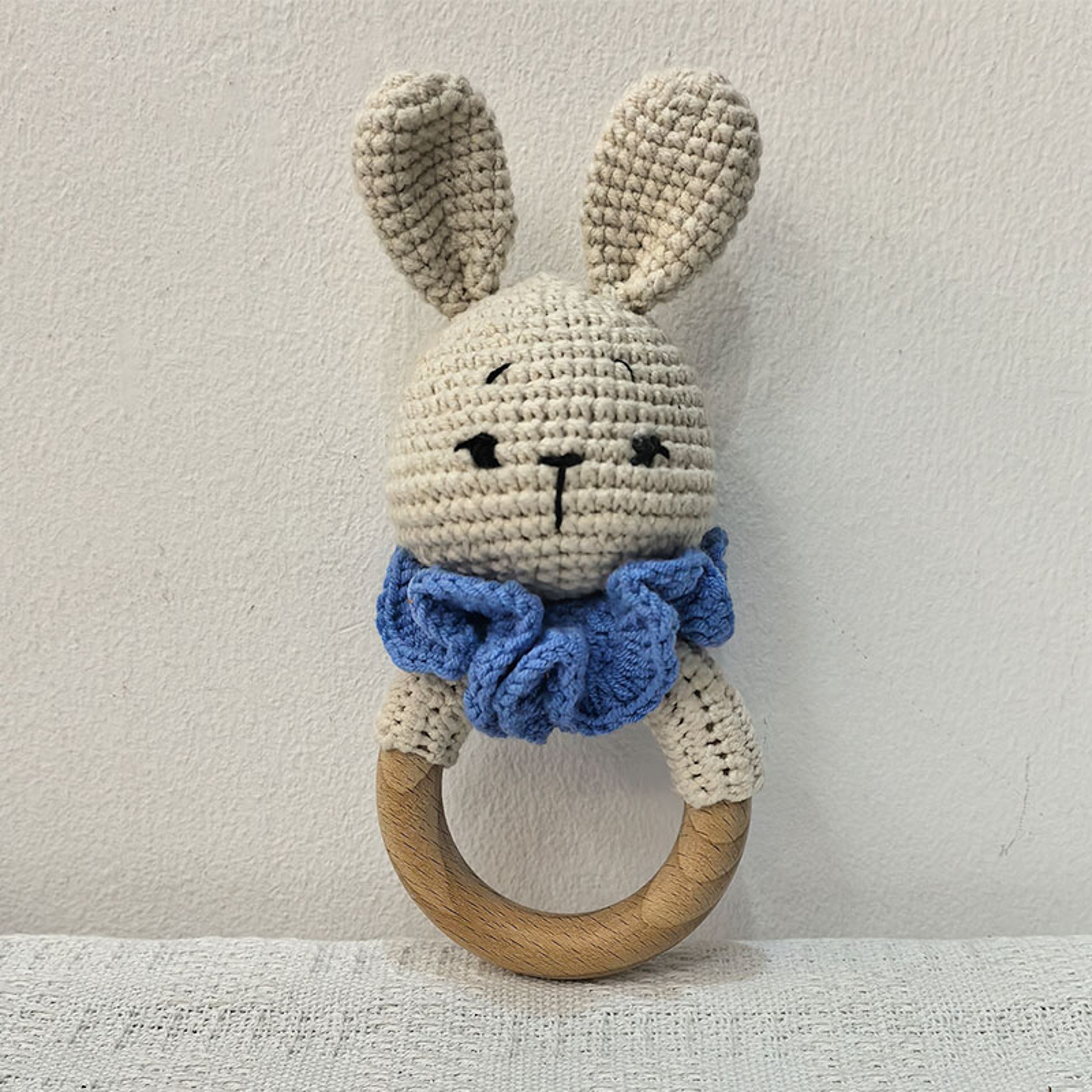 Baby Teether Music Rattles For Kids Animal Crochet Rattle Rabbit Bear Ring Wooden Babies Gym Montes 13