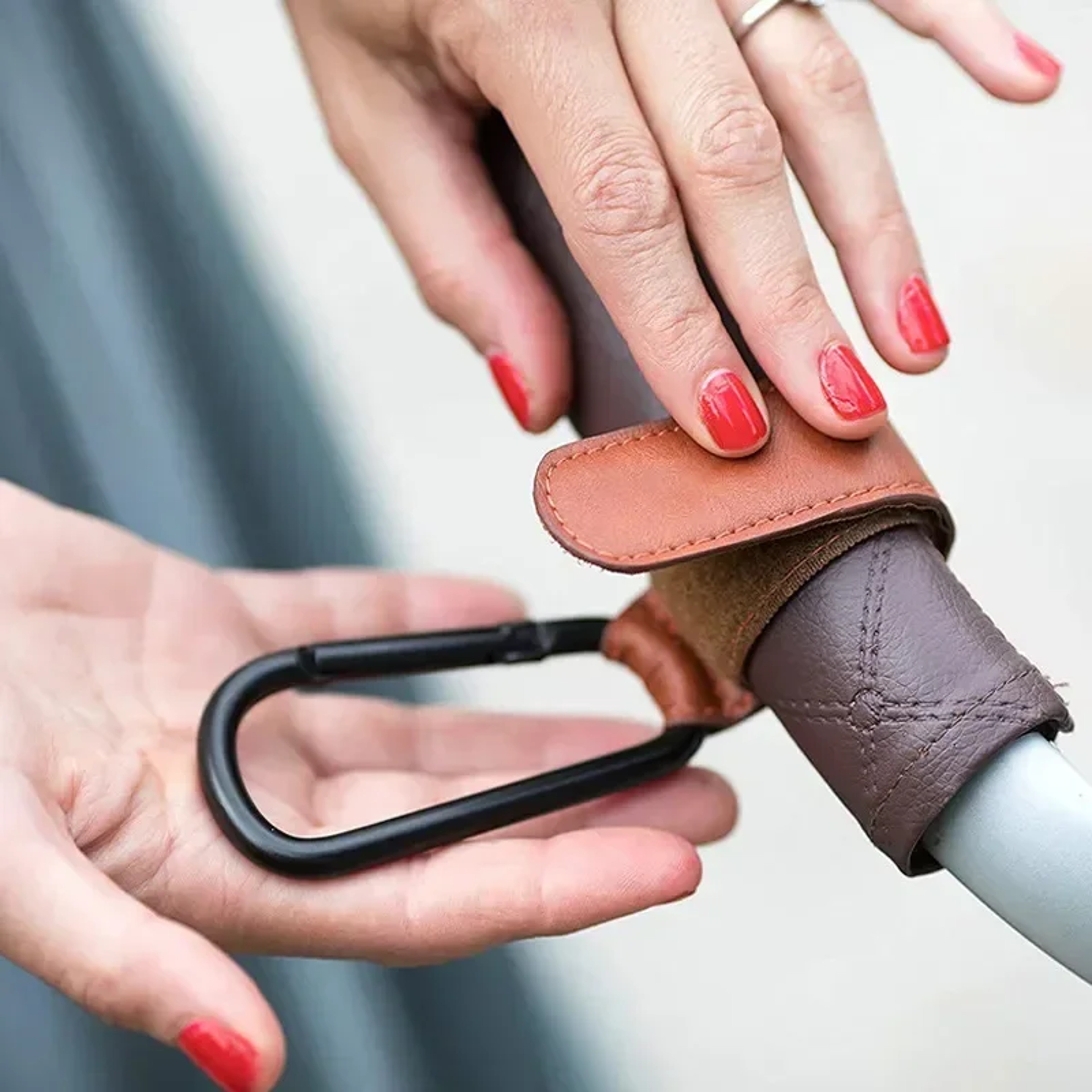 360 Degree Rotatable PU Leather Stroller Hook Pram Hook Organizer Baby Cart Accessories Stroller Cr 0