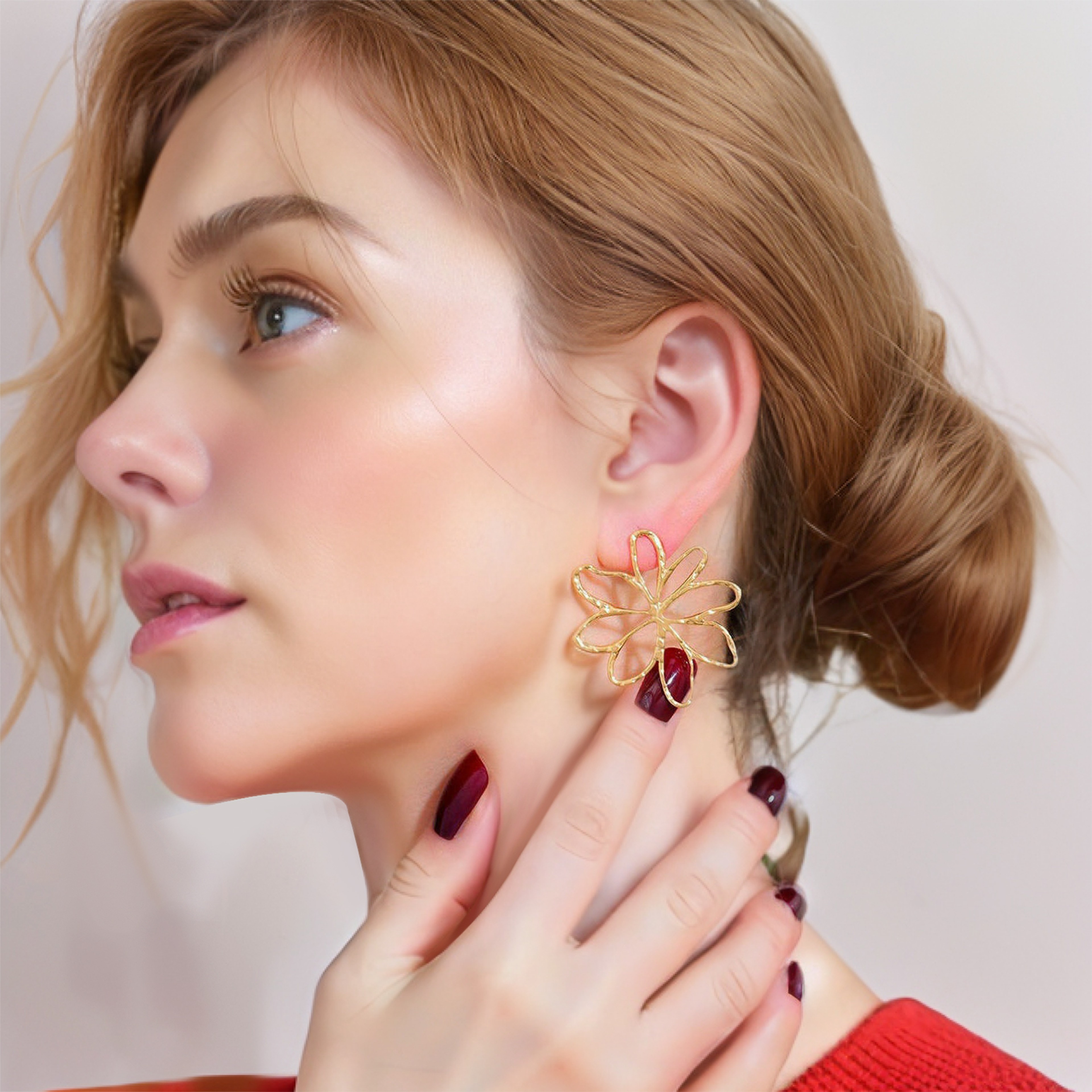 Gold Plated Hollow Flower Earrings, Stainless Steel, Delicate Timeless Jewelry for Daily Wear – view 2