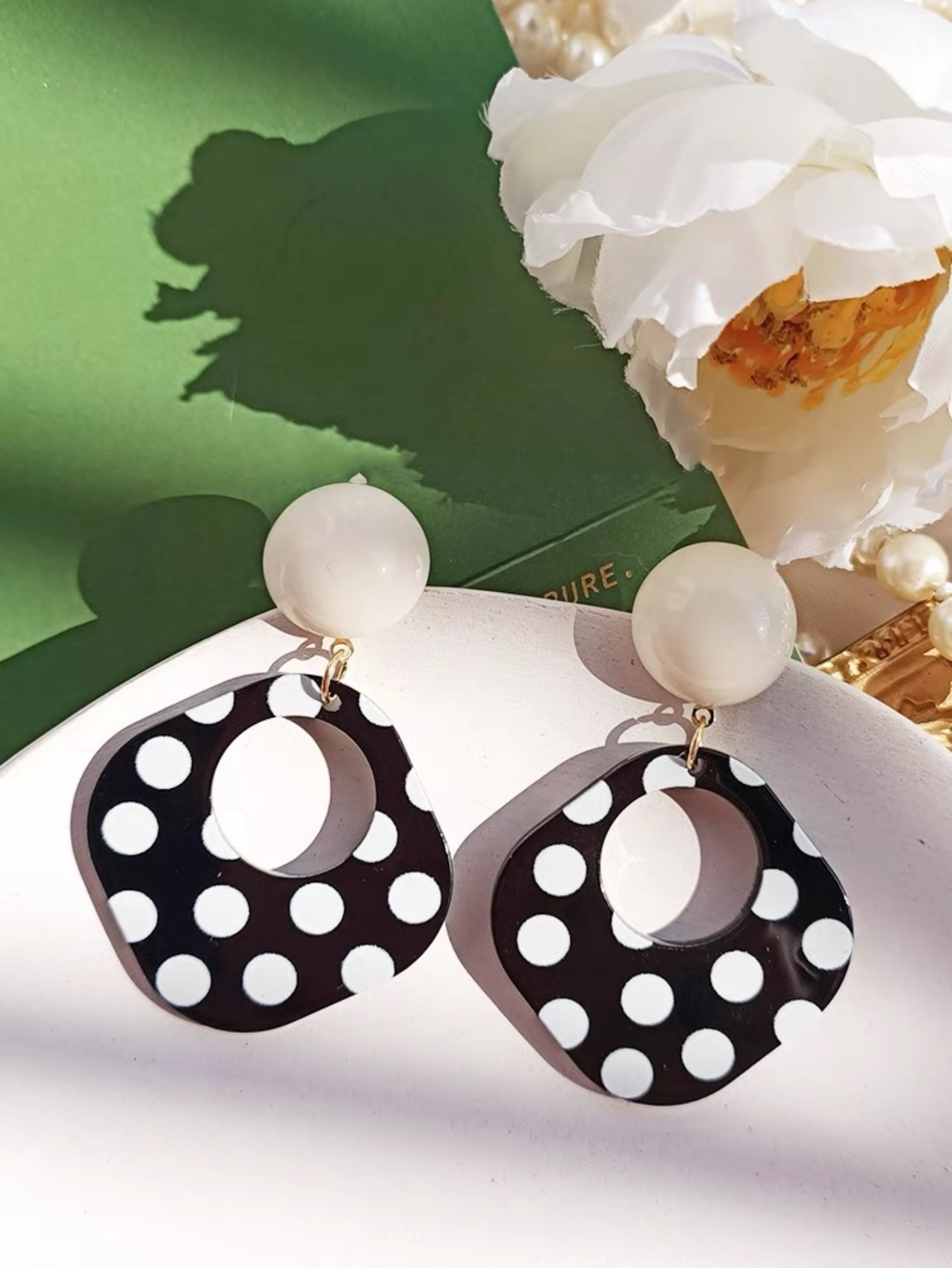 A Pair of Black and White large Polka Dot Hollow Geometric Shape Nostalgia Harbor Wind Earrings – view 5