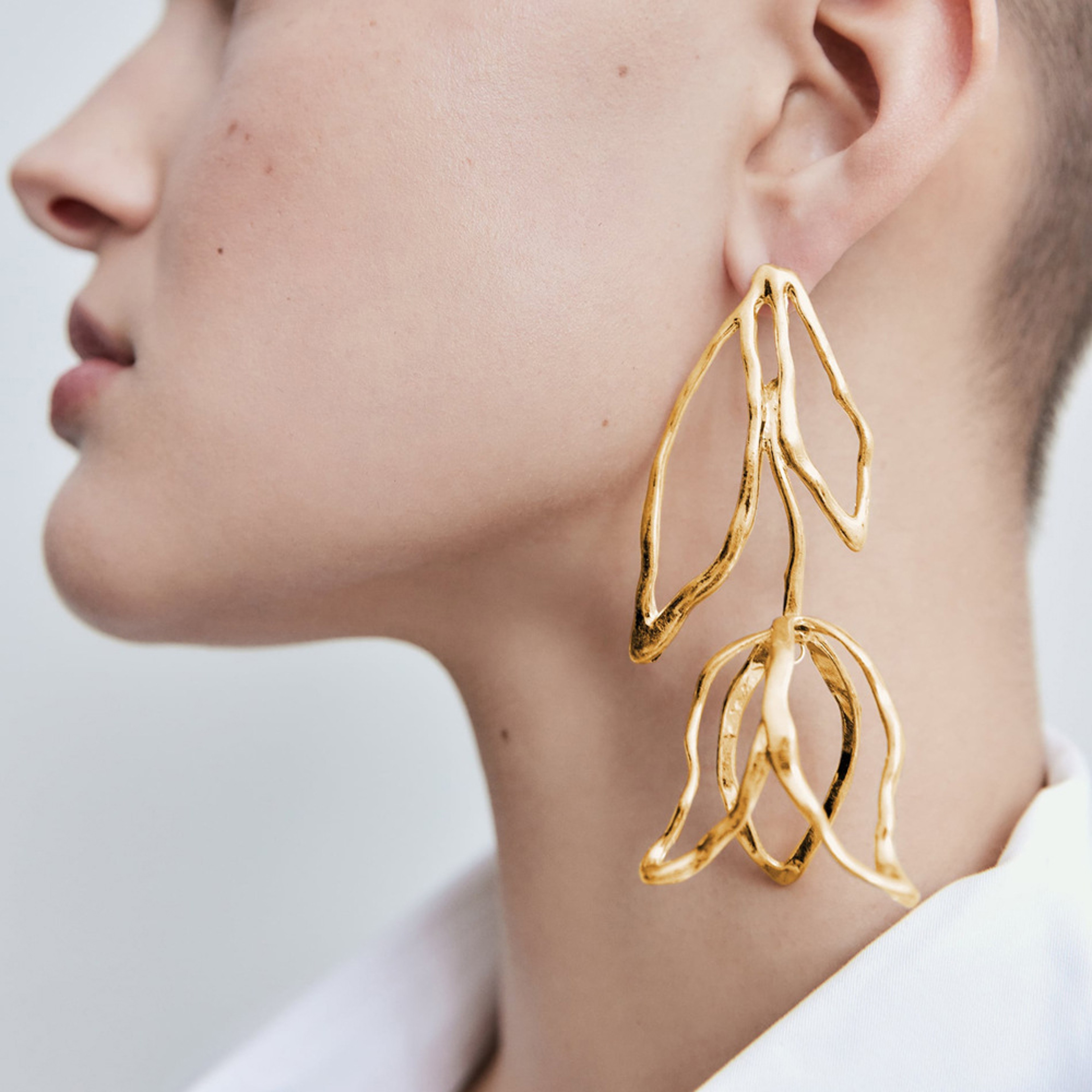 Trend Fashion Unique Pendientes Flower Long Dangle Earrings For Women Modern Luxury Design Metal Ge 0