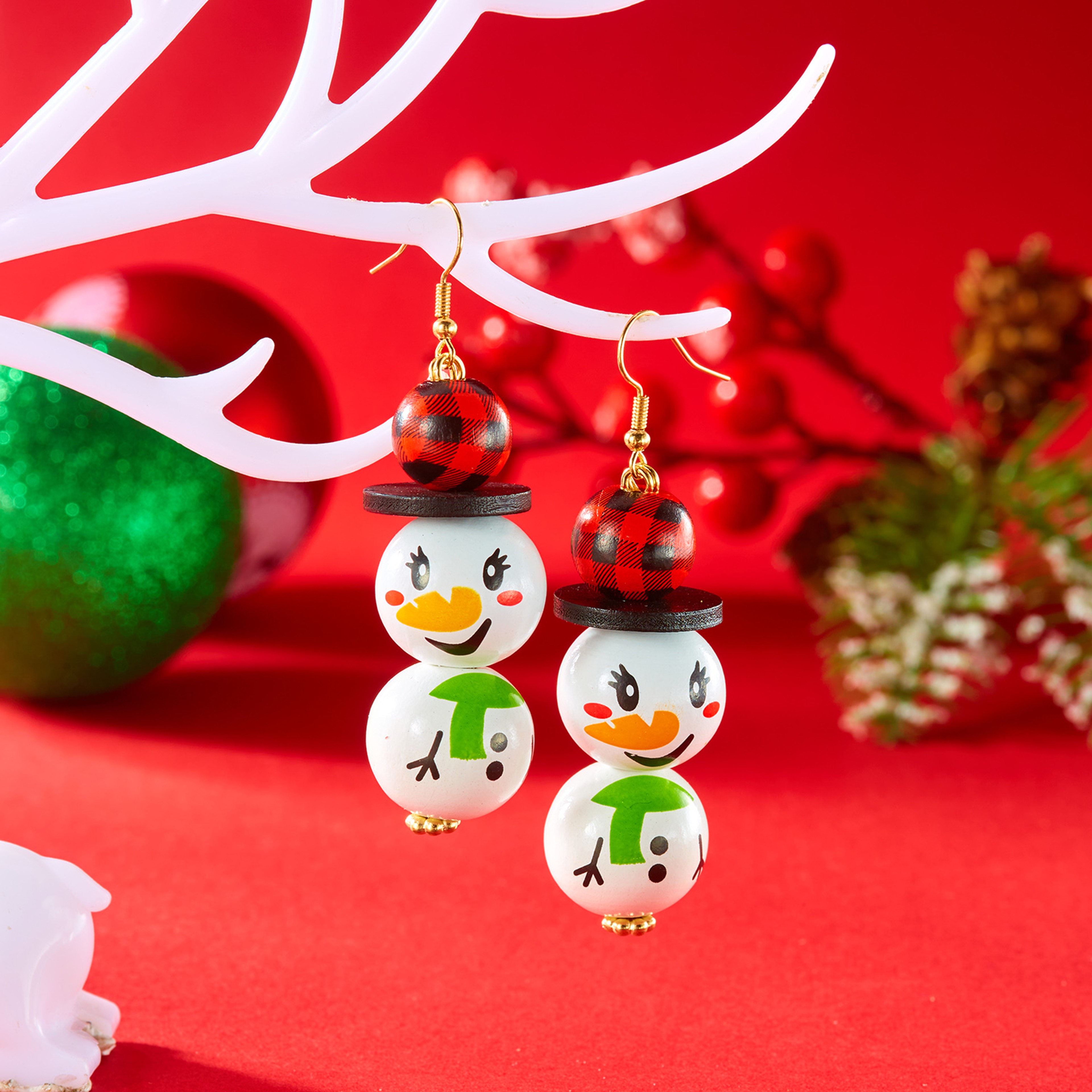 Dangle Earrings For Women Cute Santa, Cartoon Wooden Pattern Xmas Snowman, Wood Beads Earring, Christmas Party, New Year – view 8