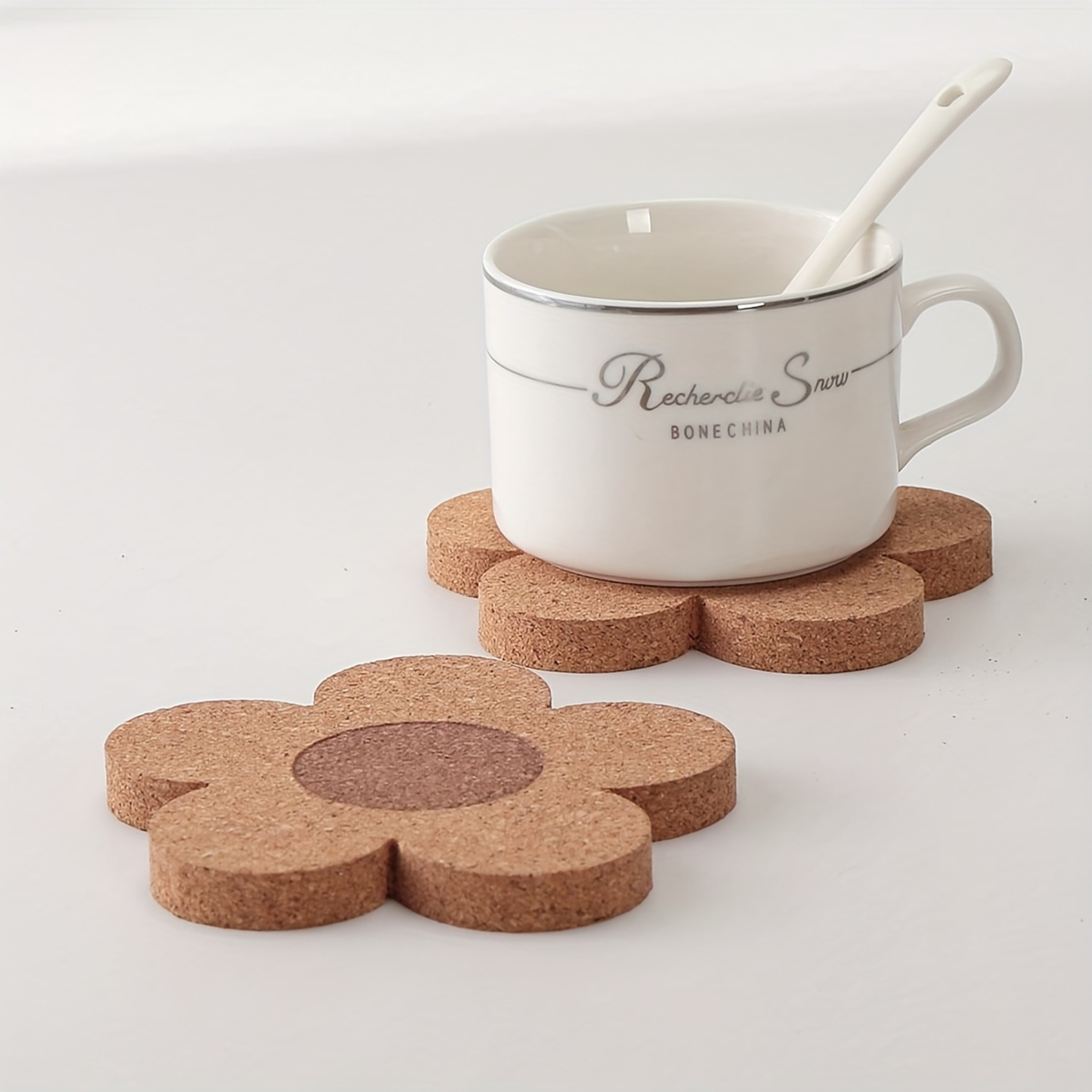 Kitchen Heat Insulation Pads Cork Coasters SlipResistant Table Mats Kitchen Supplies Car Cup Holder 0