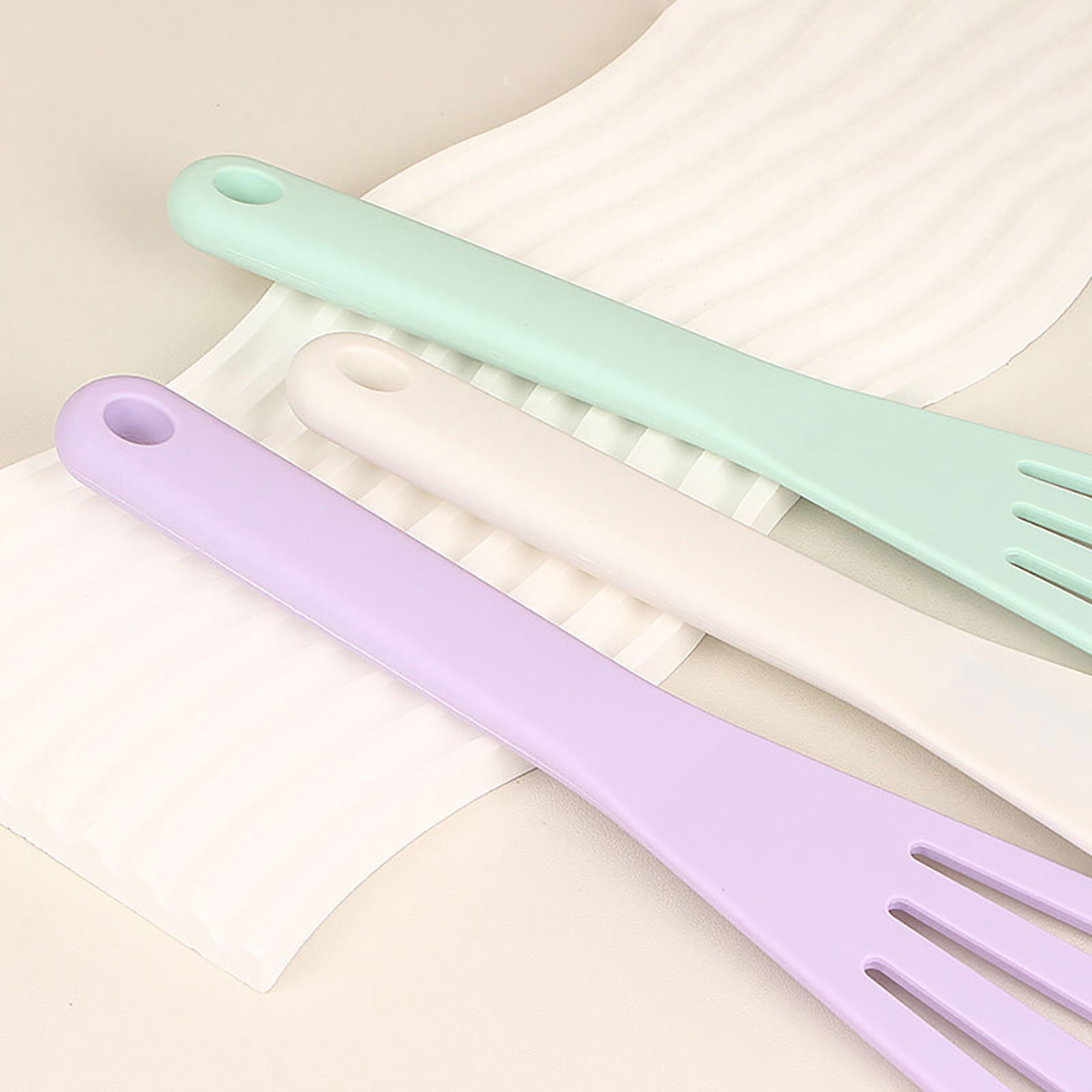 High Temperature Resistant Kitchen Utensils 1PC Silicone Inclined Drain Shovel Non Stick Pot Shovel 2