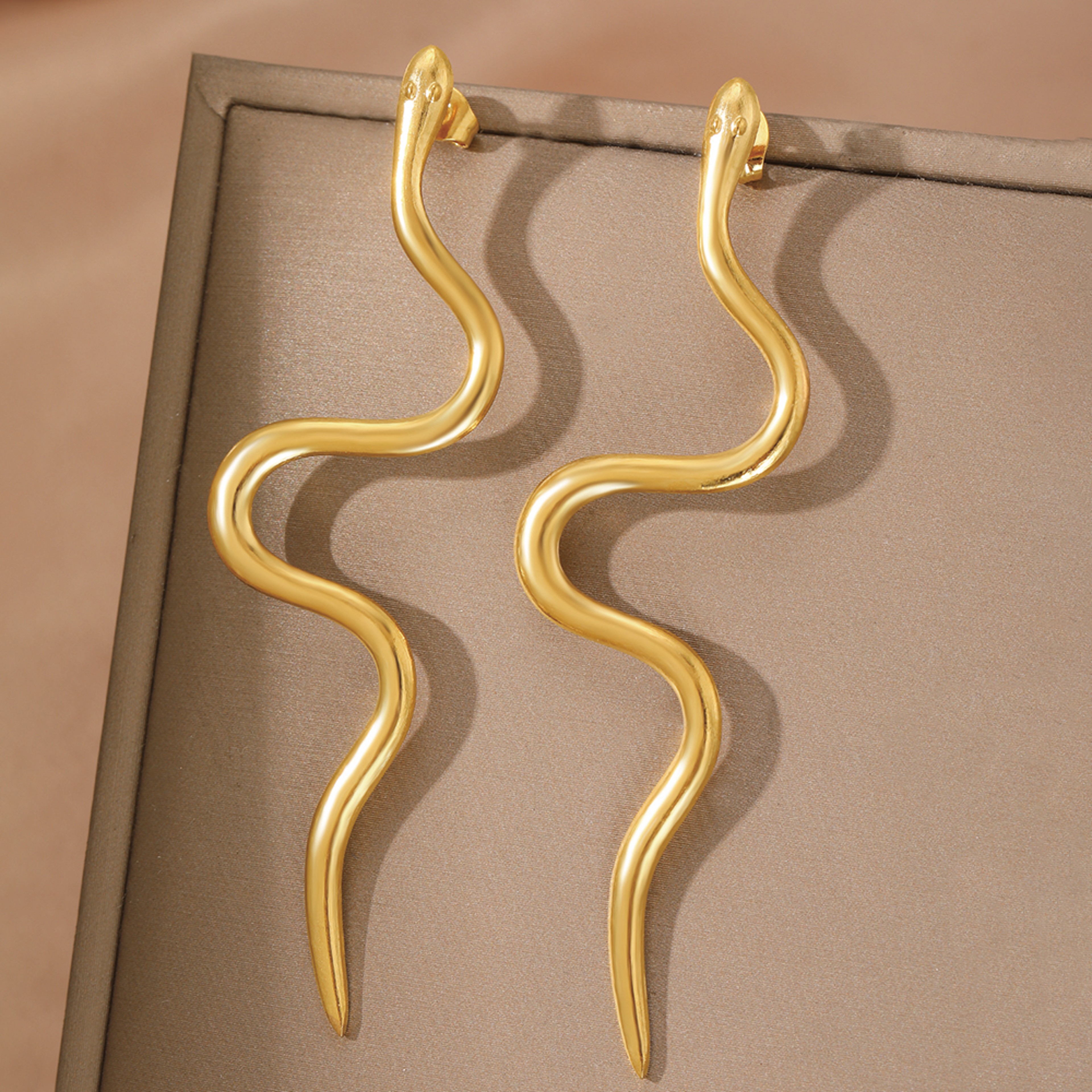 Europe Stainless Steel Earrings, Fine Snake Stud Earrings For Women, New Trending Jewelry Products, United States Design – view 2