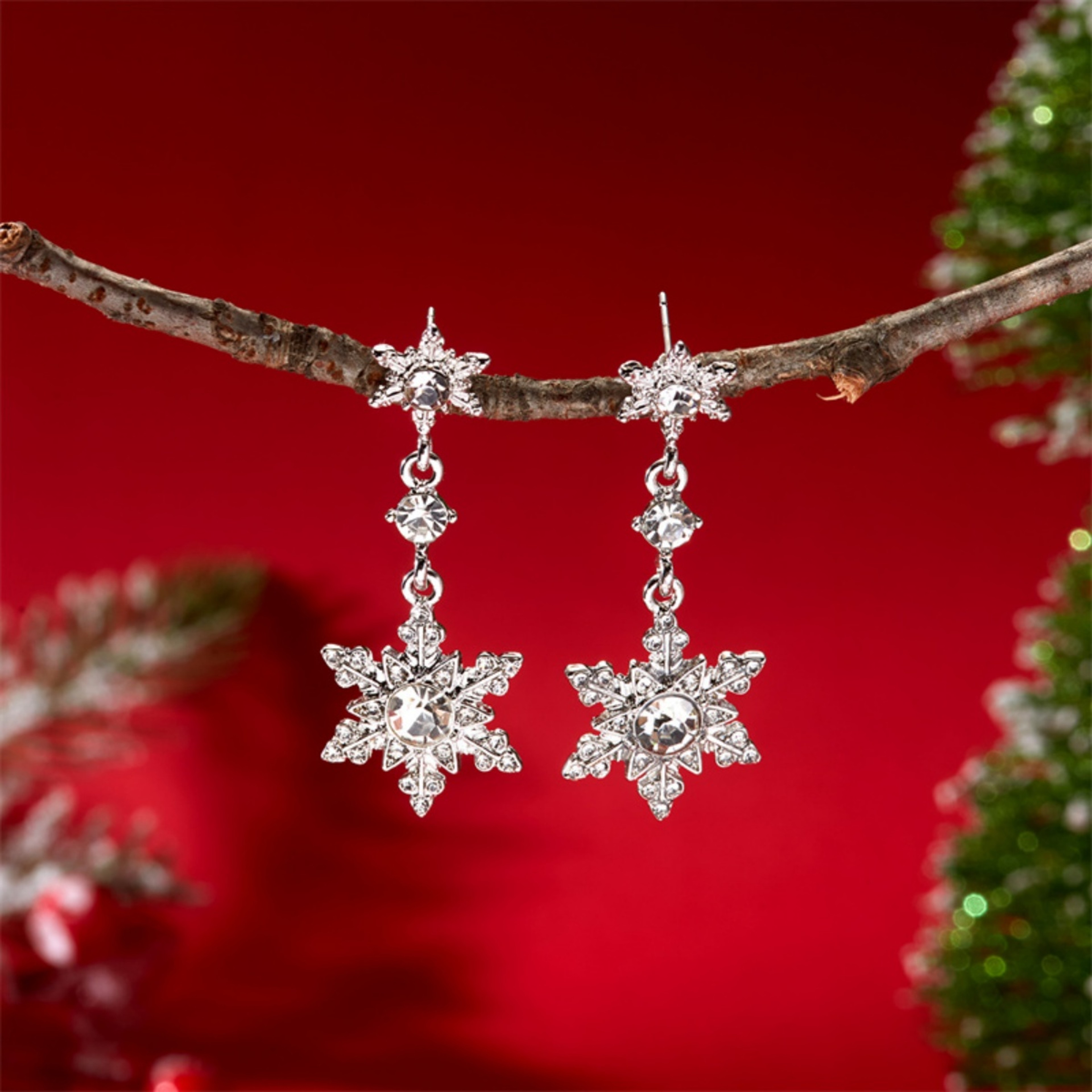 Luxury Shiny Zircon Snowflake Drop Dangle Earrings, Elegant New Year Holiday Jewelry Gift for Women – view 9