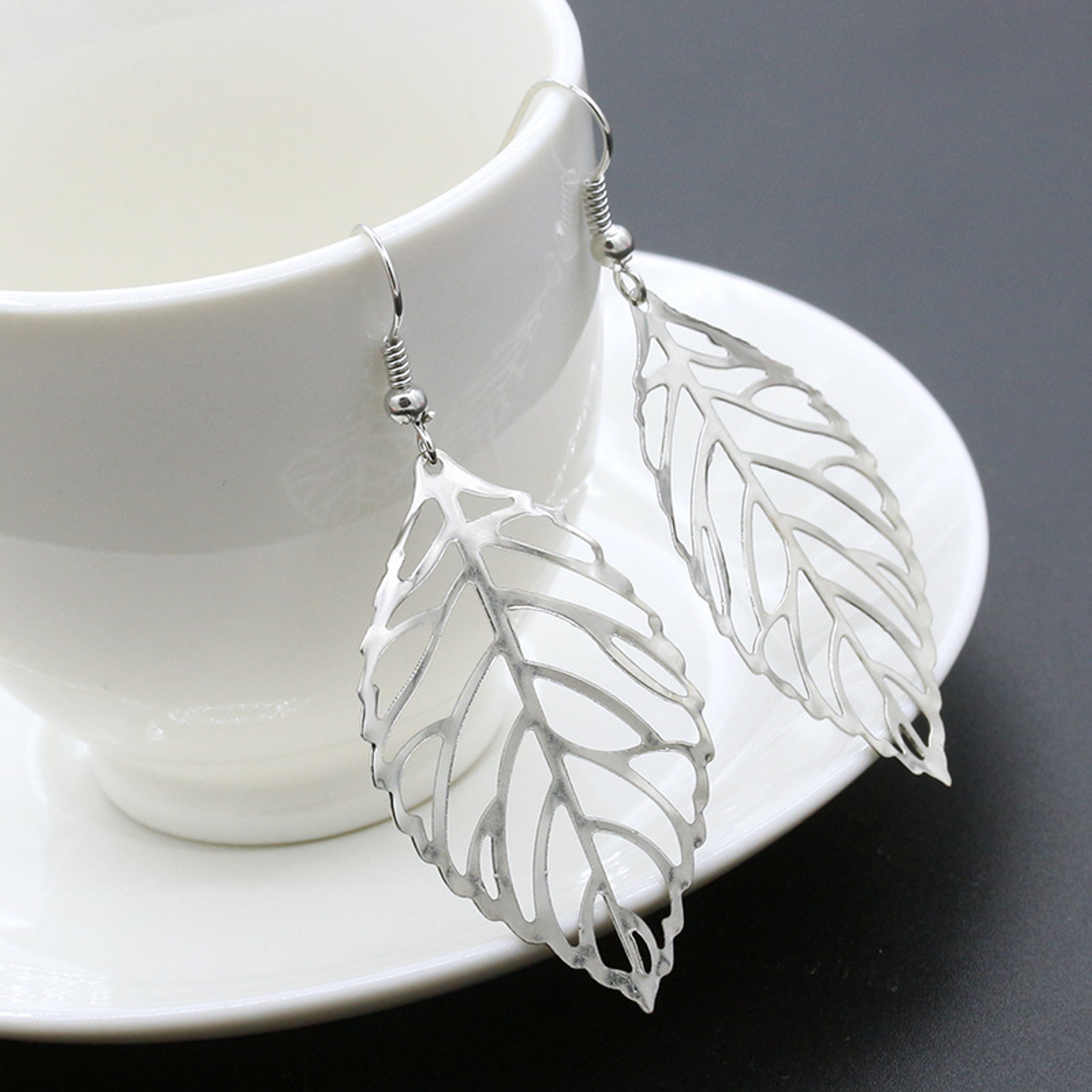 Trendy Ear Accessories with Brief Hollow Out Leaves Dangle Earrings, Vintage Silver Golden Color Jewelry – view 7