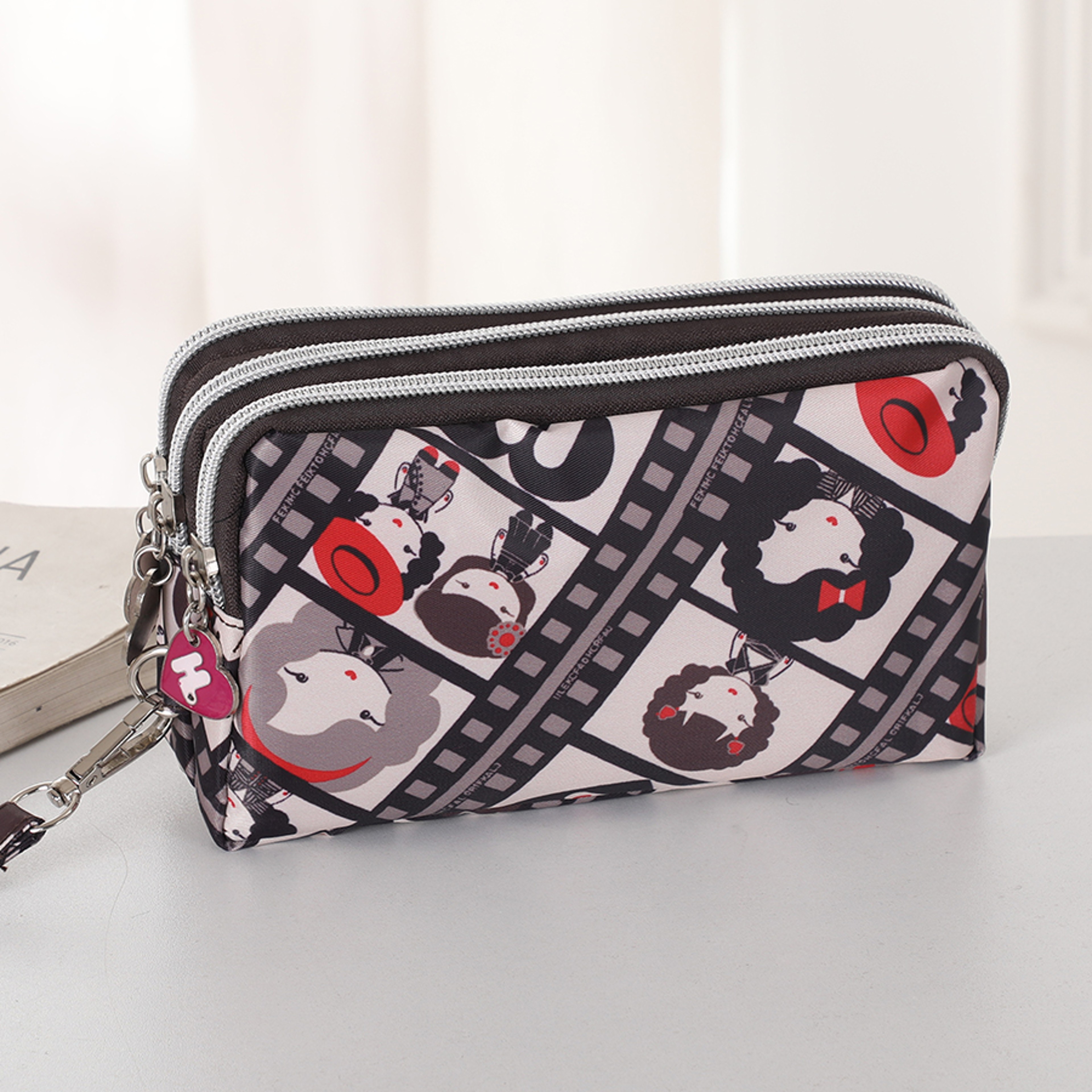 Fashion Hand Makeup WOMENS Bag Threelayer Zipper Mobile Phone Bag Waterproof Multilayer Pocket Bag 7