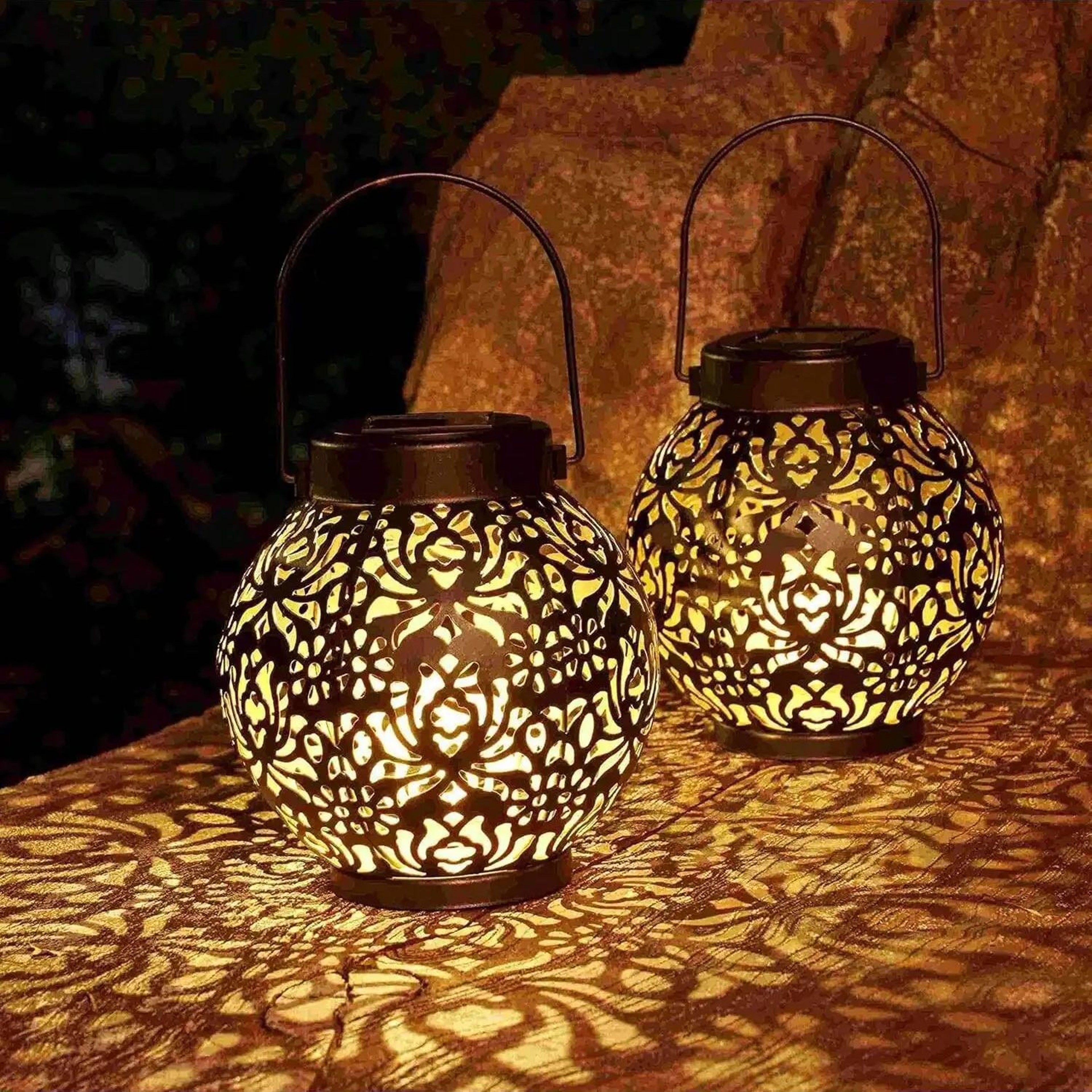 Waterproof Solar Hanging Lantern Lights Moroccan Decorative LED Garden Light Solar Metal Tabletop L 4