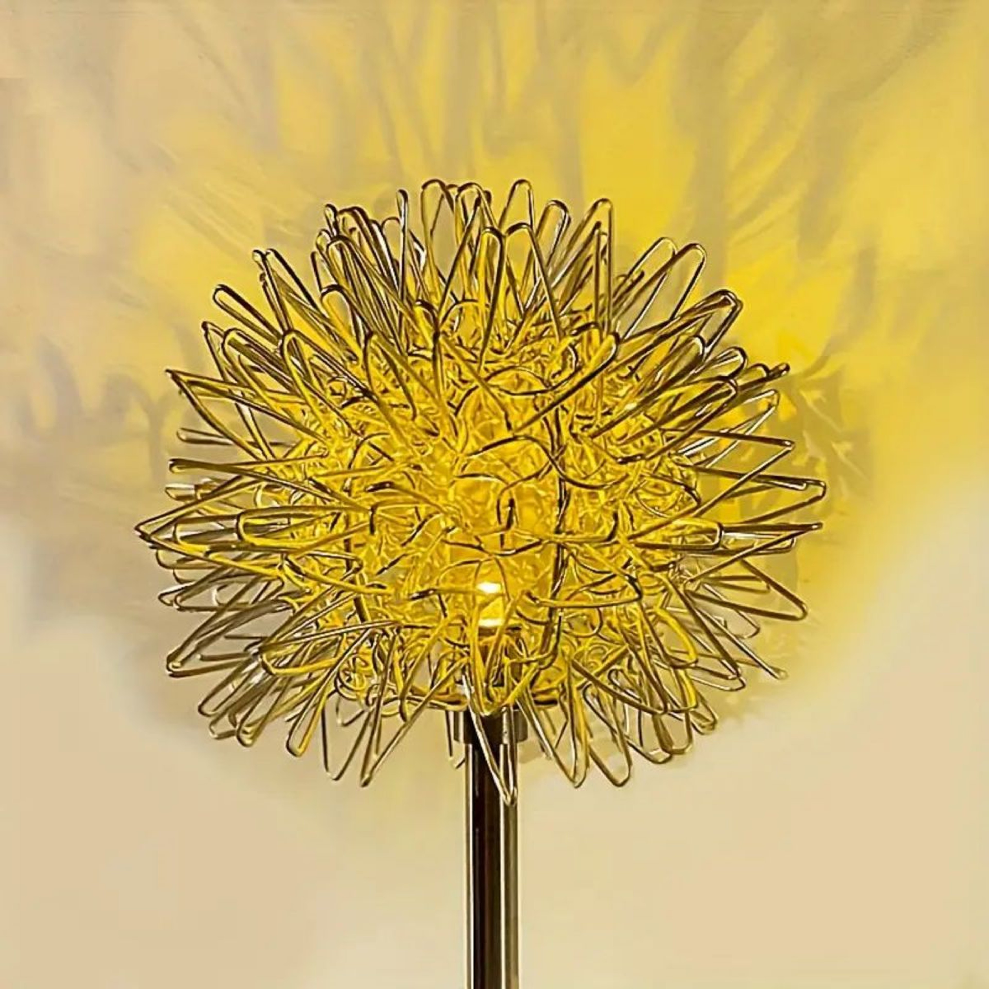 Outdoor Waterproof Solar Dandelion Aluminum Wire Ball Garden Lamp with LED Light Decoration – view 1