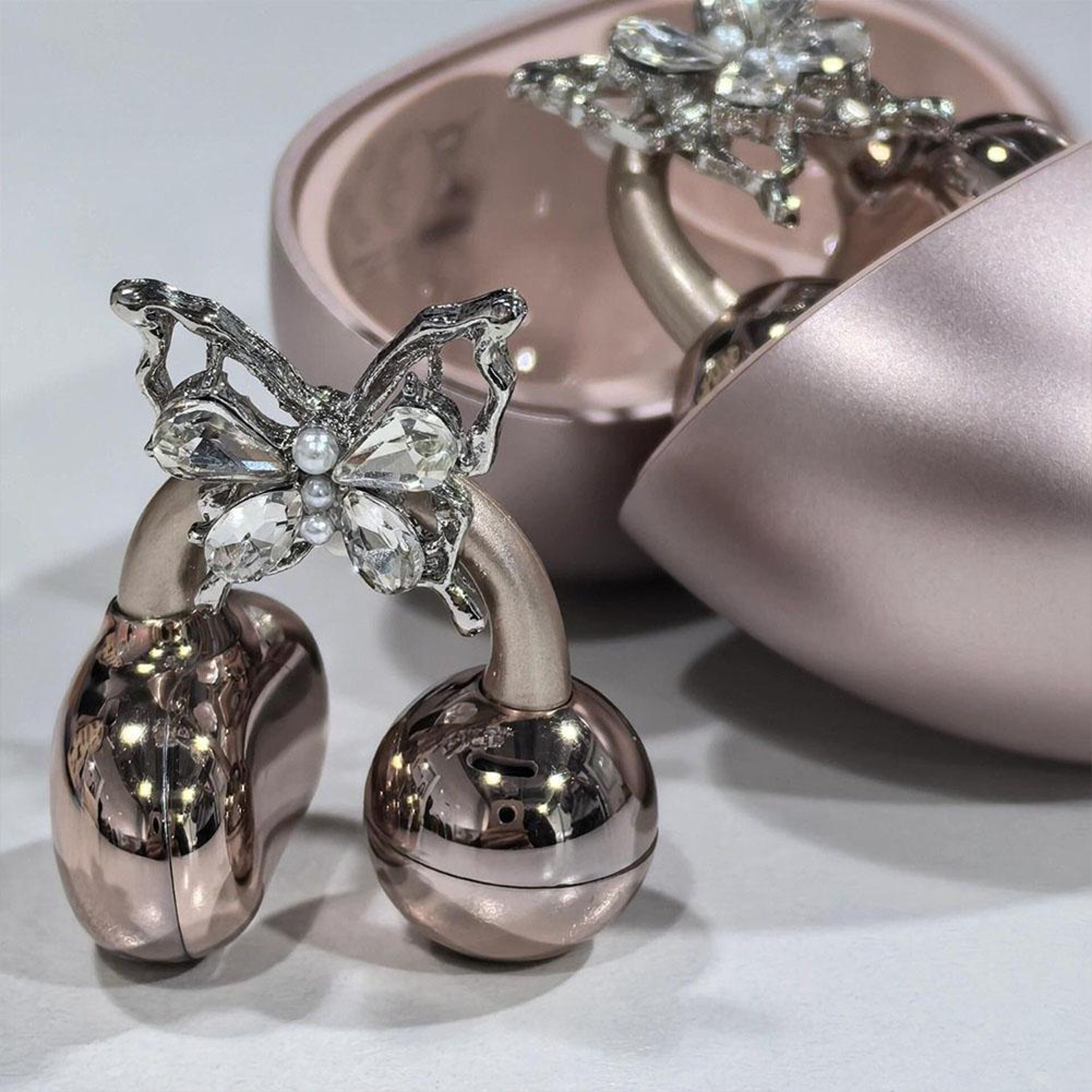 Clip-On Earbuds Rhinestone Decor, Removable DIY Earphone Decoration, Zirconia Accessories for Earphones Decoration – view 4