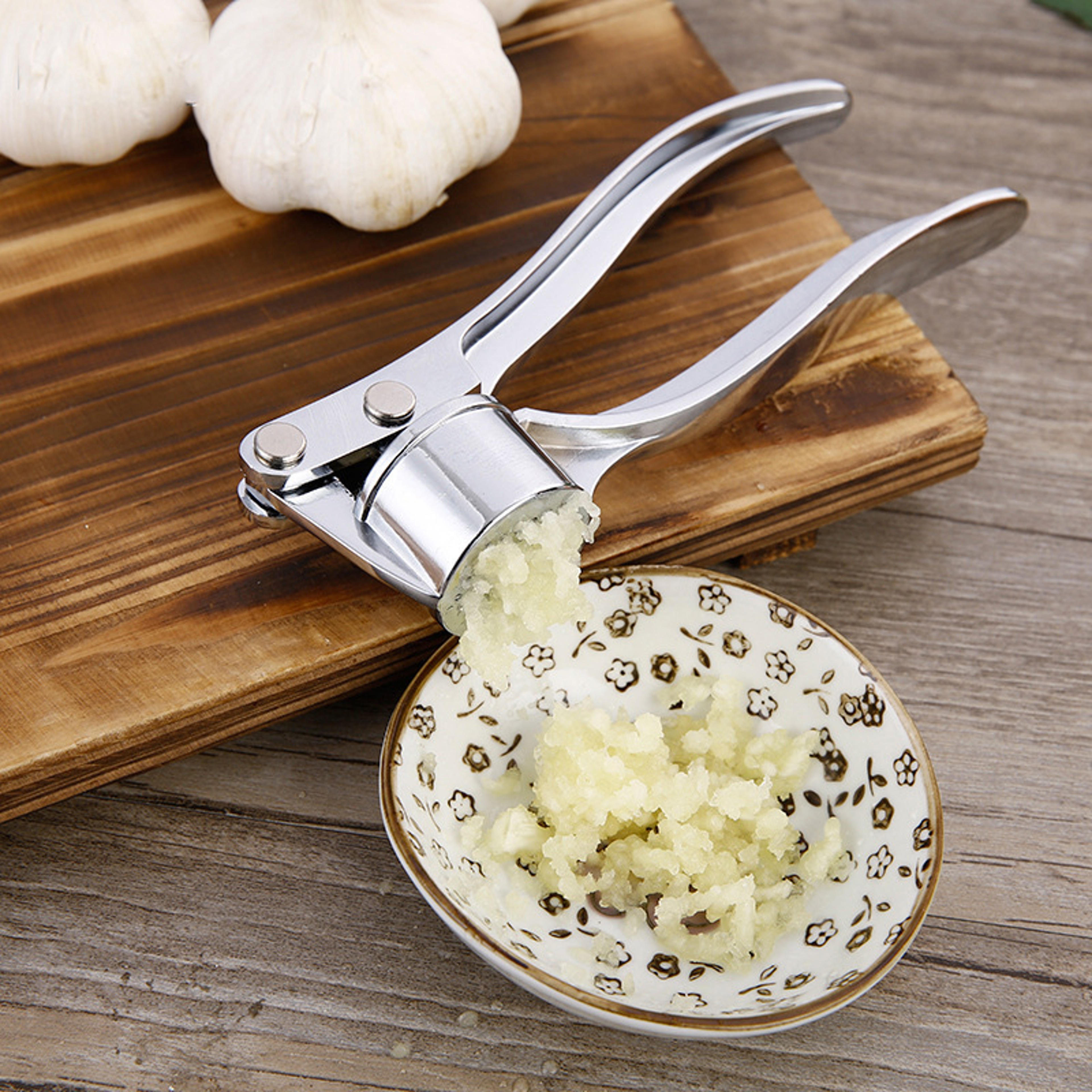 Kitchen Garlic Crusher, Manual Squeezer, Stainless Steel Mincer, Manual Press Grinding Tool Kitchen Accessories – view 4