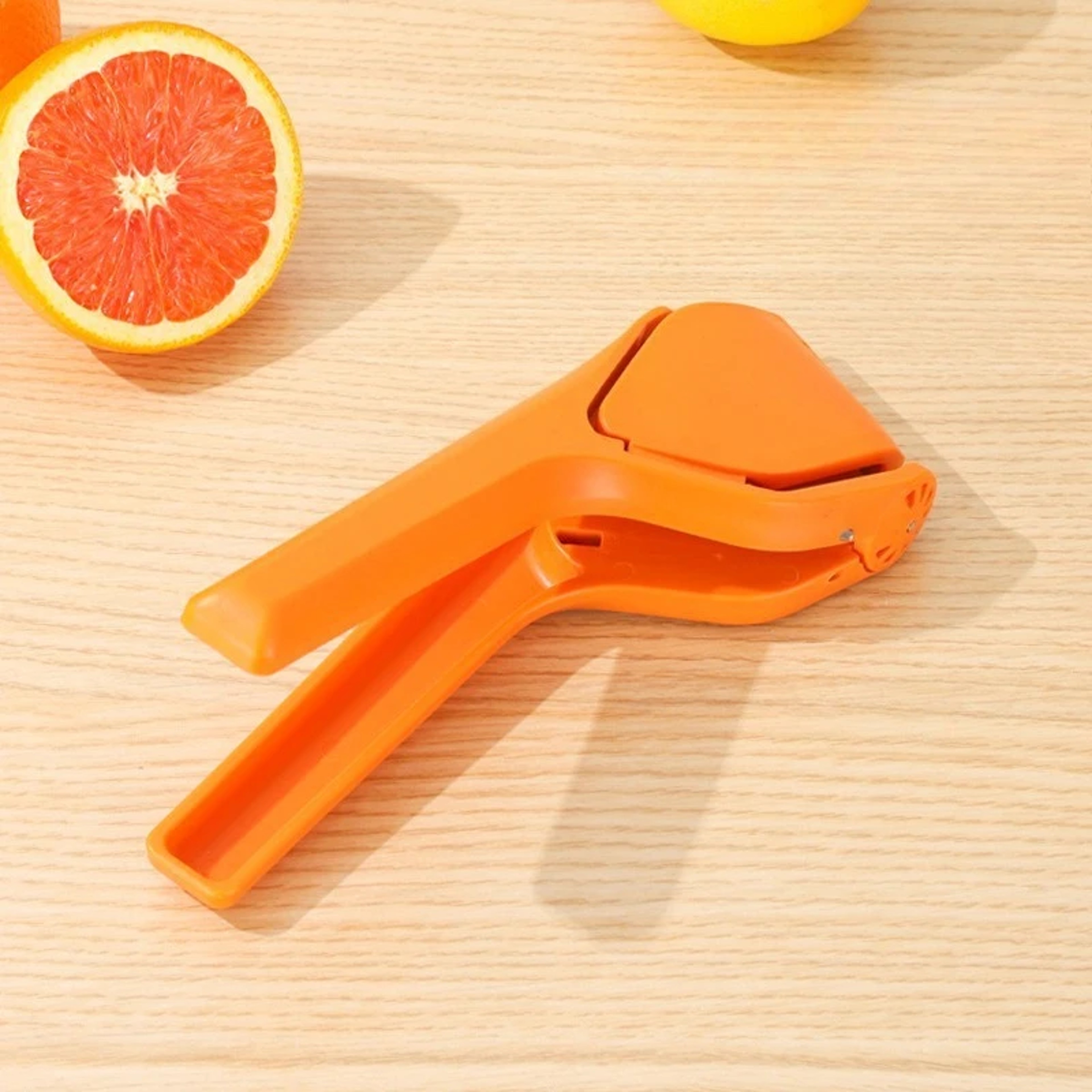 Handheld Lemon Squeezer, Multifunctional Juicer, Dual-Hand Squeeze Fruit Vegetable Juicer Tool – view 9