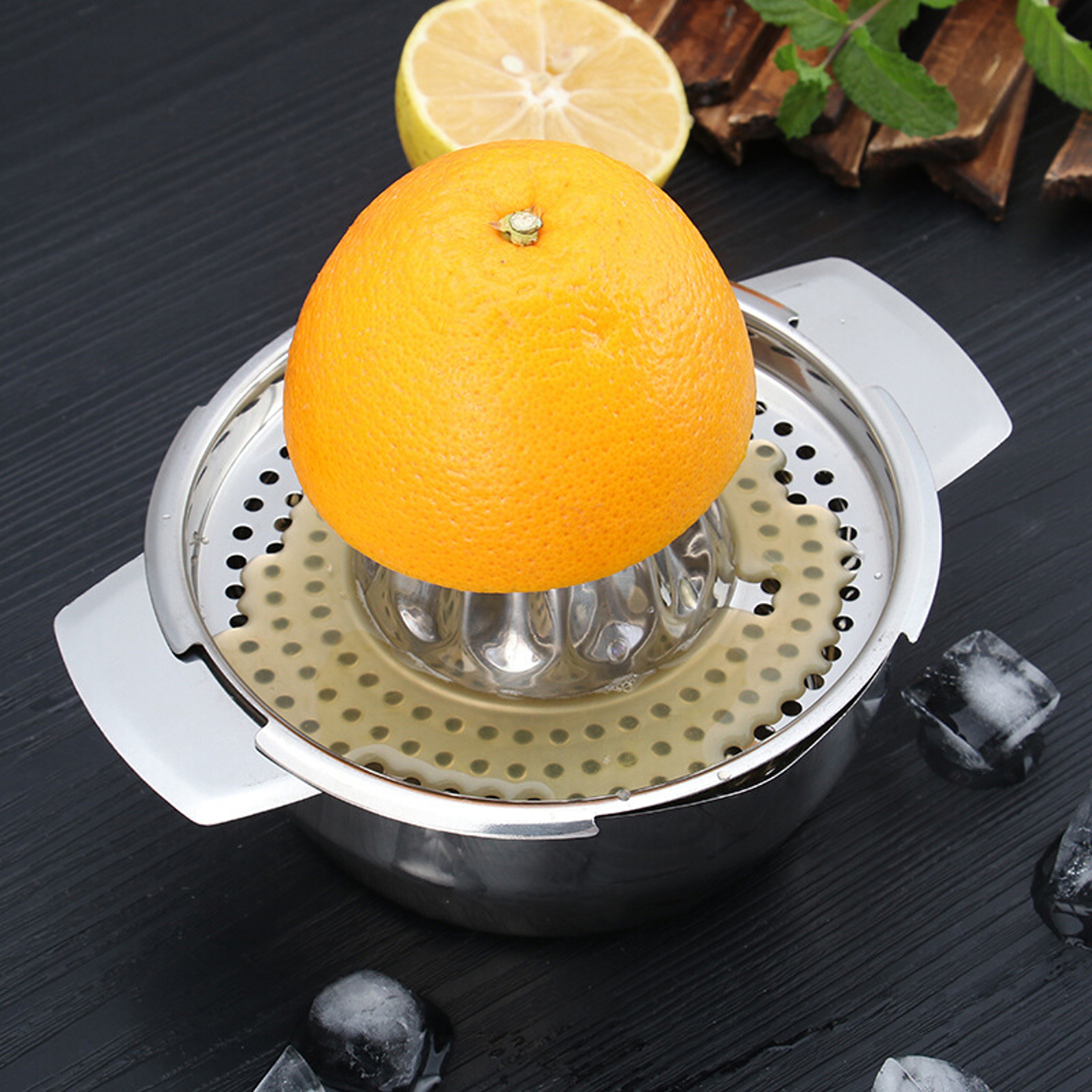 Portable Fruit Juicer Manual Hand Press For Lemon Orange Citrus Juice Maker Kitchen Tool 2