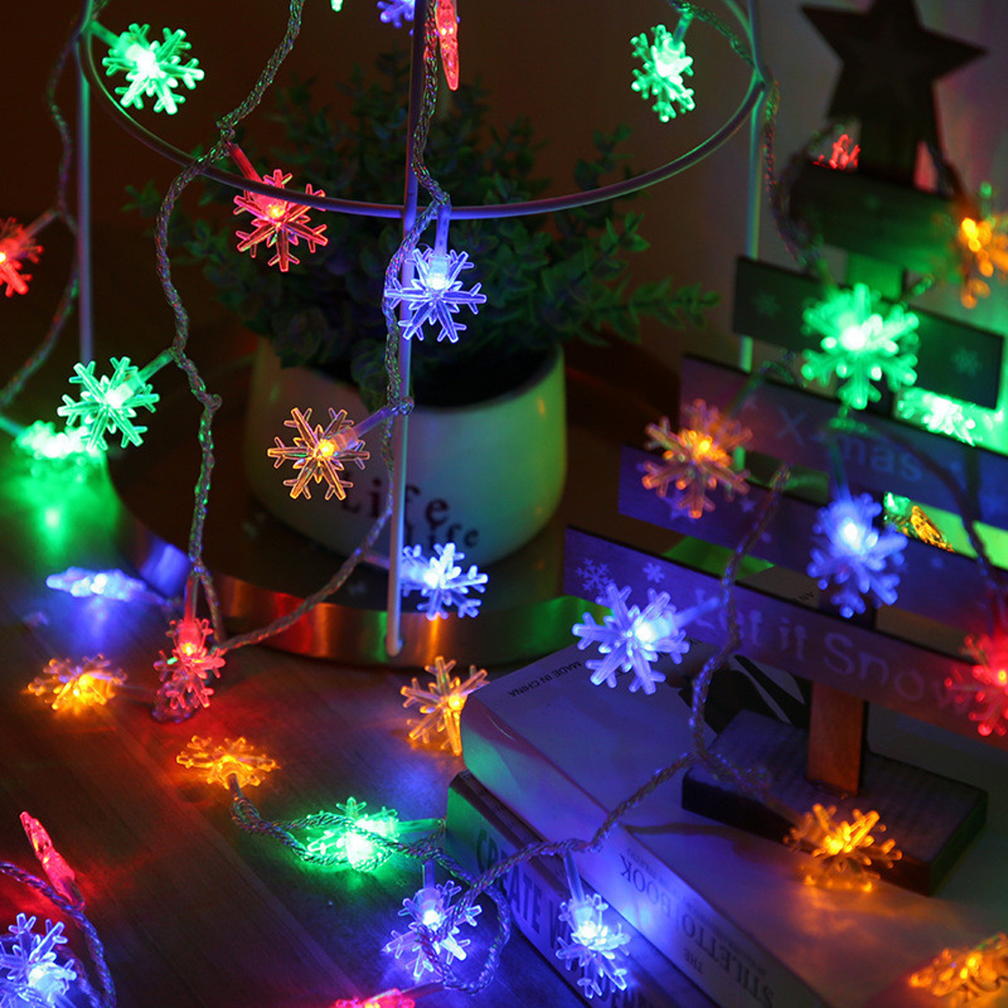 Snowflake Solar Light String LED Outdoor Solar Lamp for Holiday Party Garland Decoration – view 2