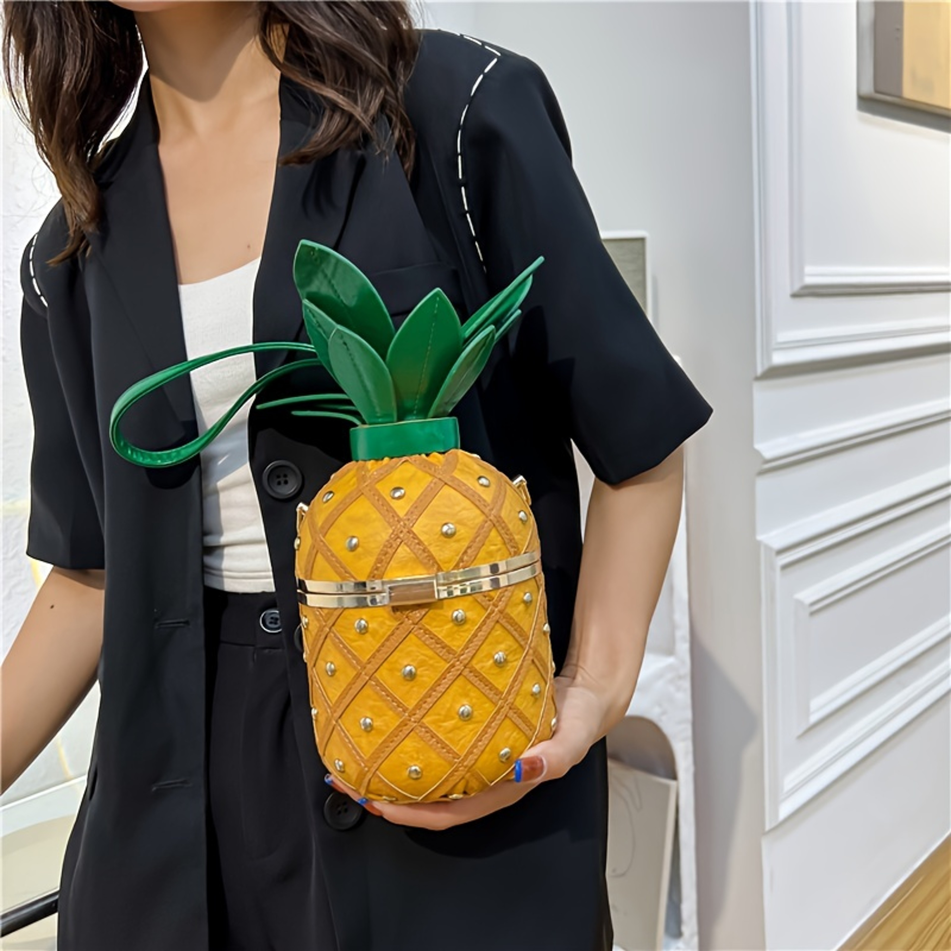 Novelty Women's Pineapple Crossbody Shoulder Handbag Hawaiian PU Leather Rivets Tote Bag for Girls – view 3