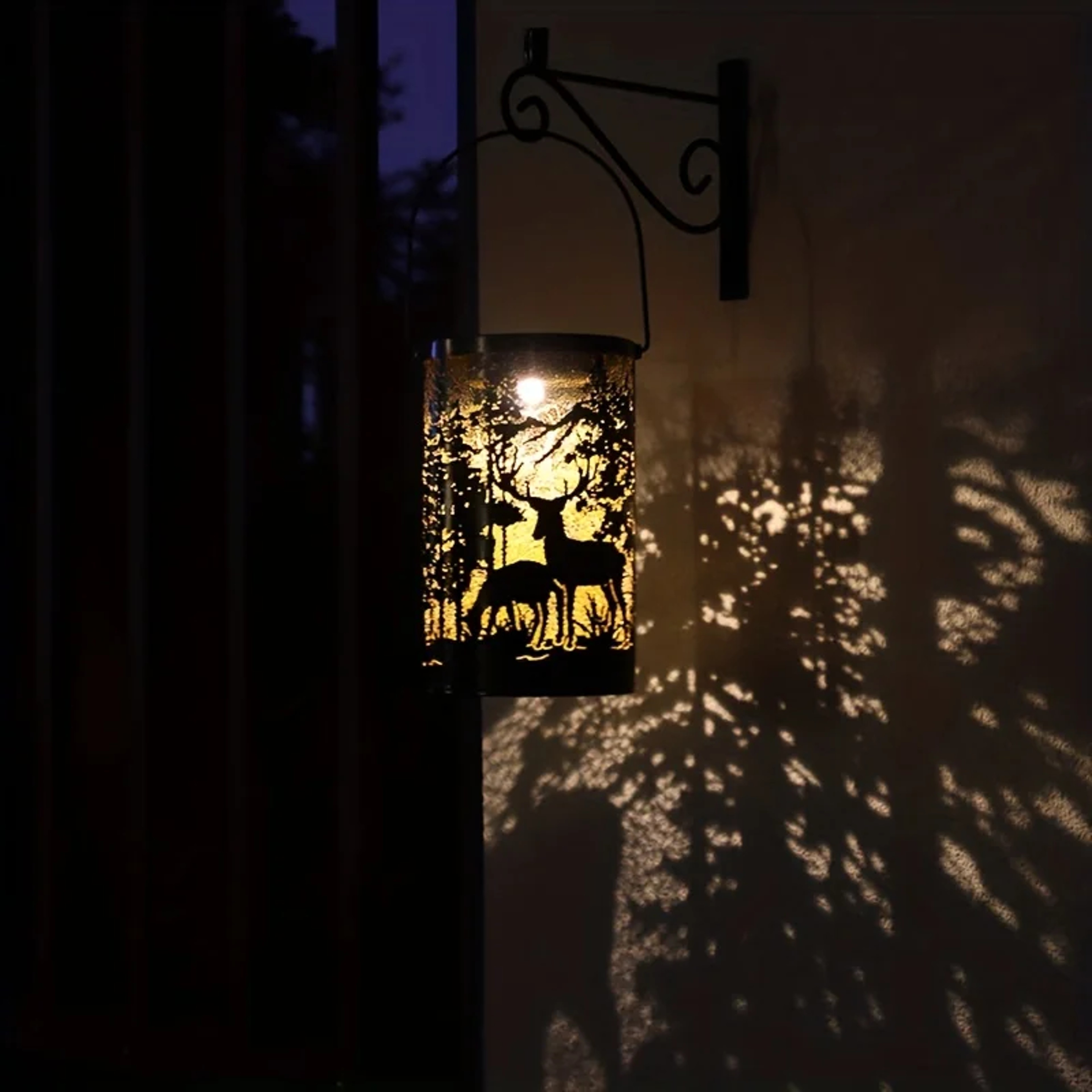 Solar Lantern with Deer and Forest Pattern – Hollow Projection Light for Outdoor Garden Decor – view 4