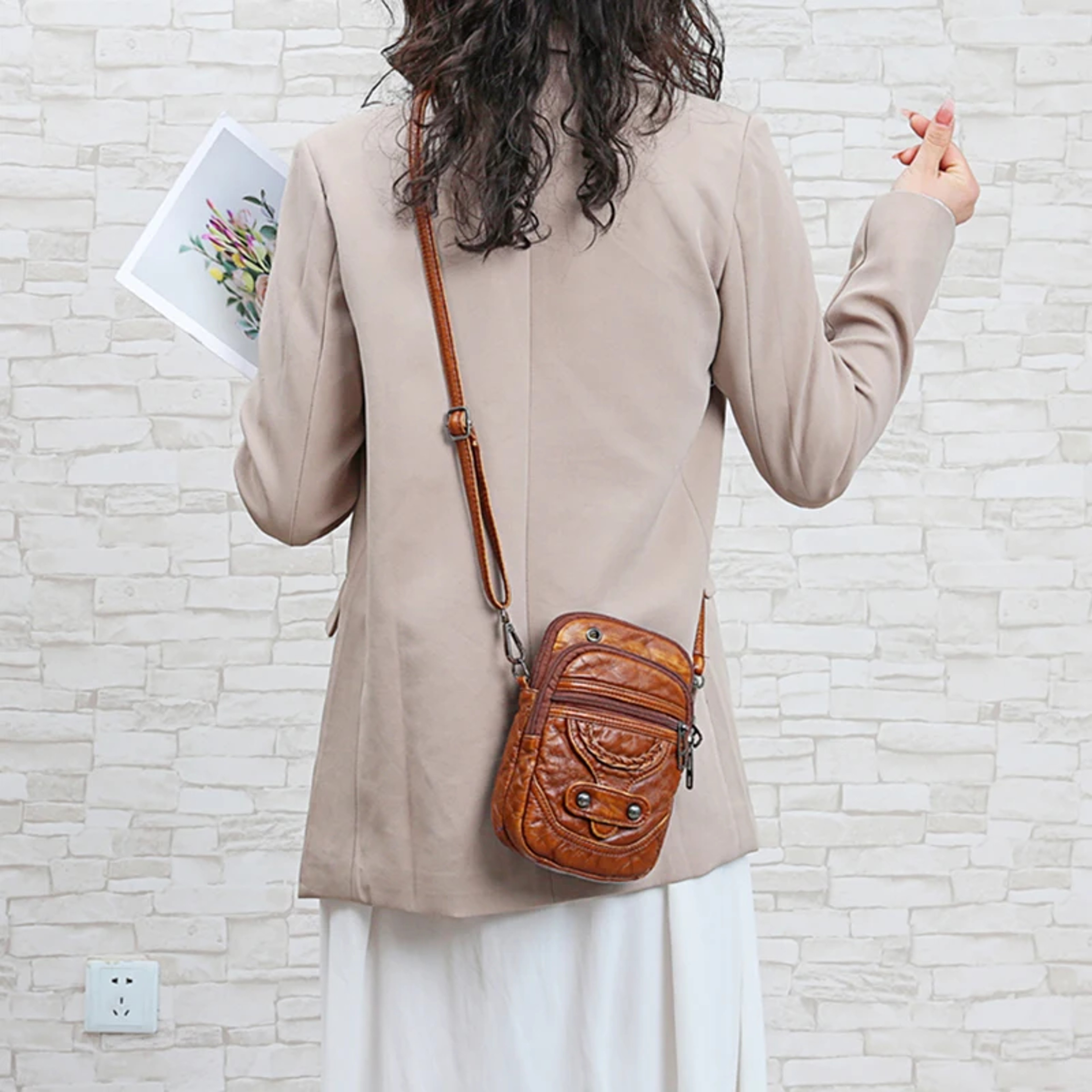 Vintage PU Leather Crossbody Bag for Women – Multi-Functional Small Shoulder Handbag with Cash Purse & Cell Phone Holder – view 6