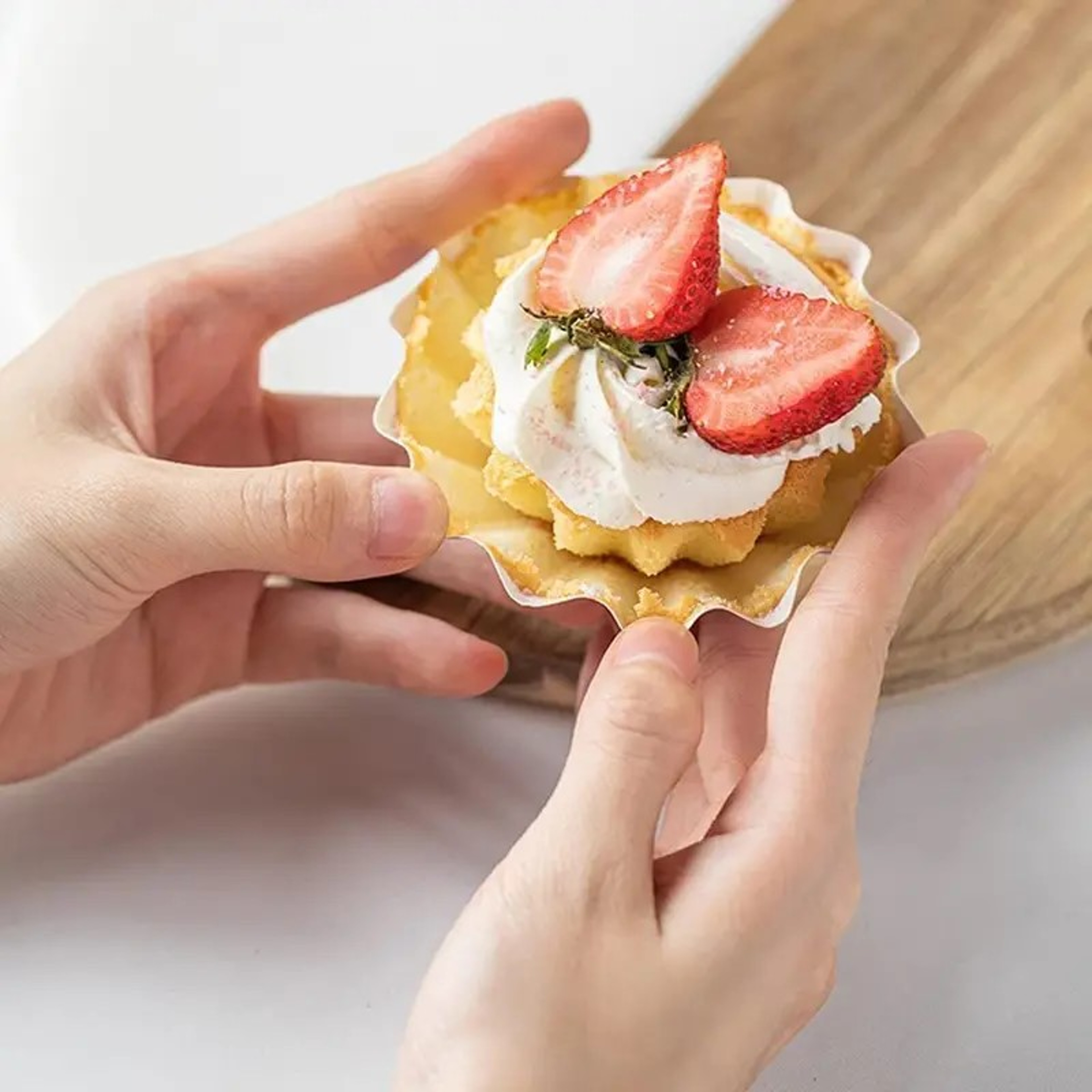 Disposable Muffin Cups – Heat-Resistant Cupcake Liners for Perfect Egg Tarts and Cupcakes – view 3