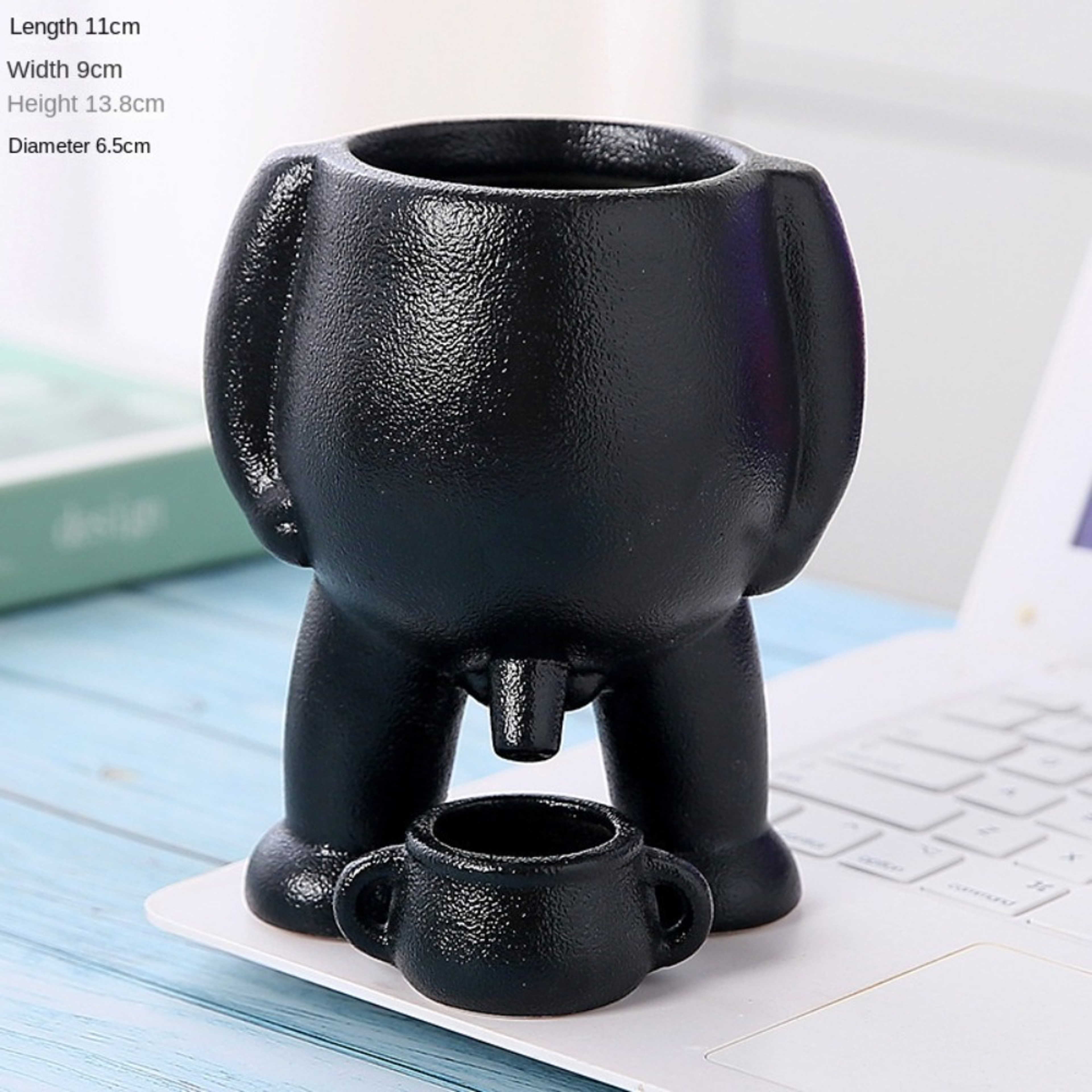 Creative Funny Resin Flowerpot with Drainage Holes - Piss Pot Shape for Home & Office Decor – view 6
