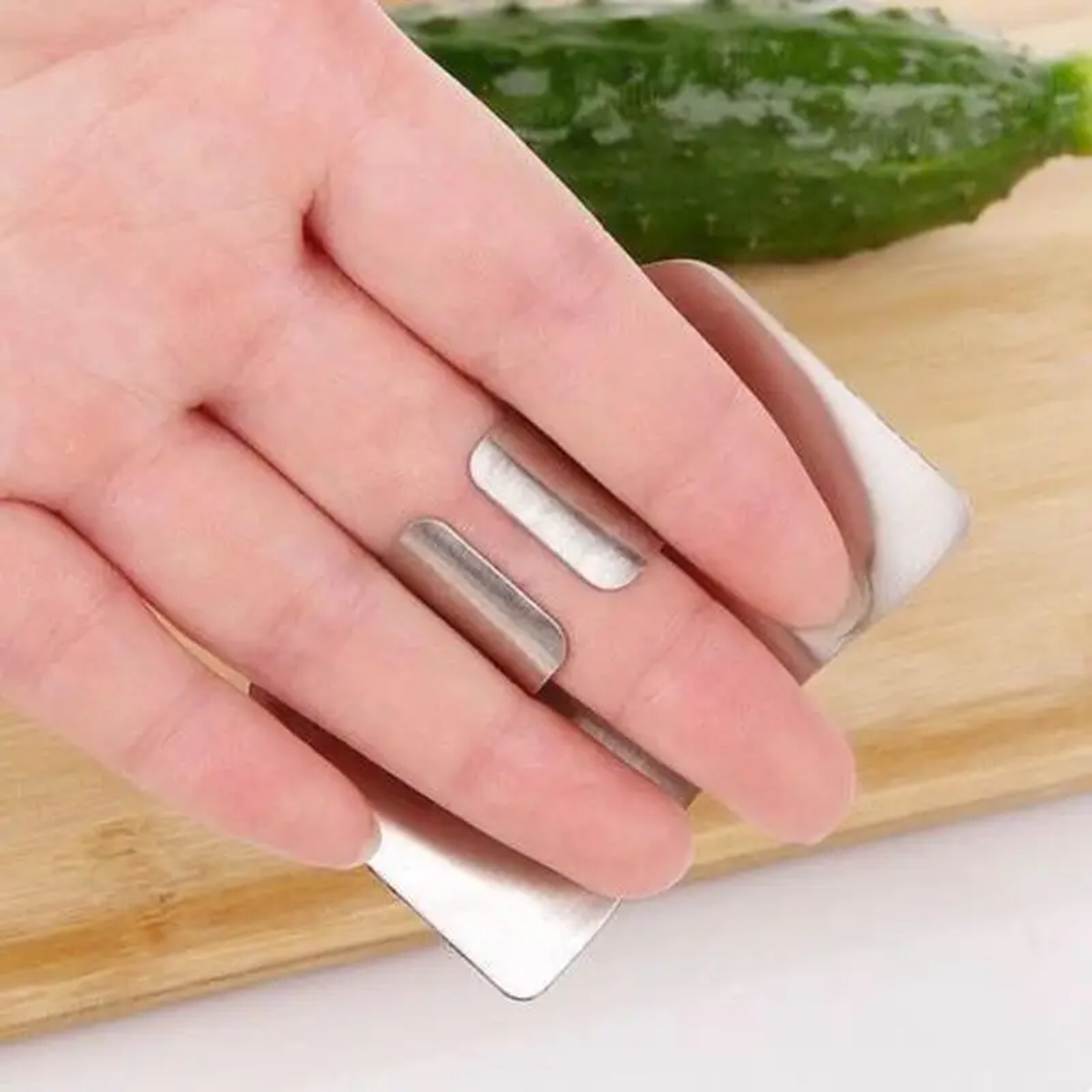 Stainless Steel Finger Protector for Kitchen Use – Knife Safety Guard – view 5