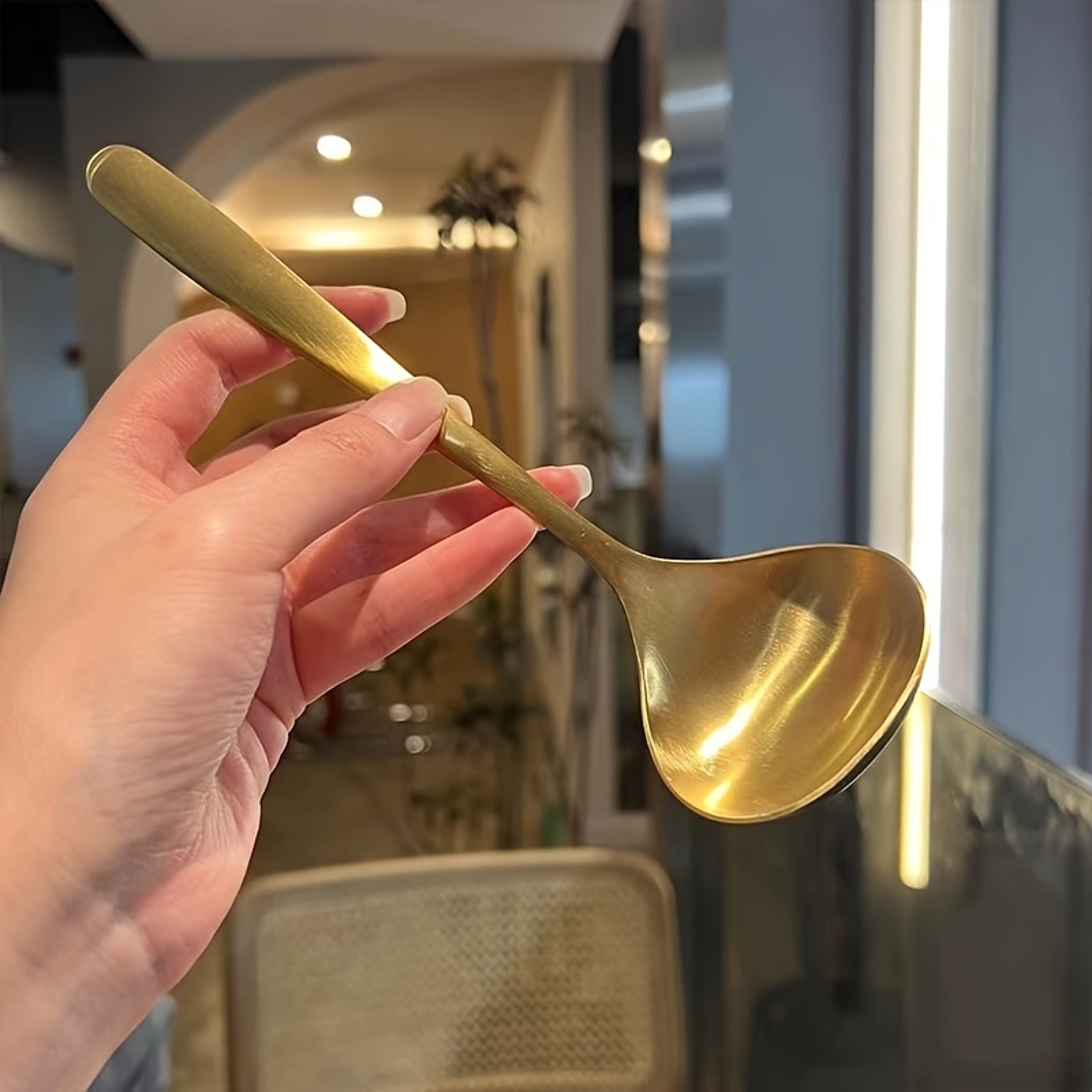 Elegant Golden Stainless Steel Large Spoons for Hot Pot, Soup, Porridge - Long Handles – view 2