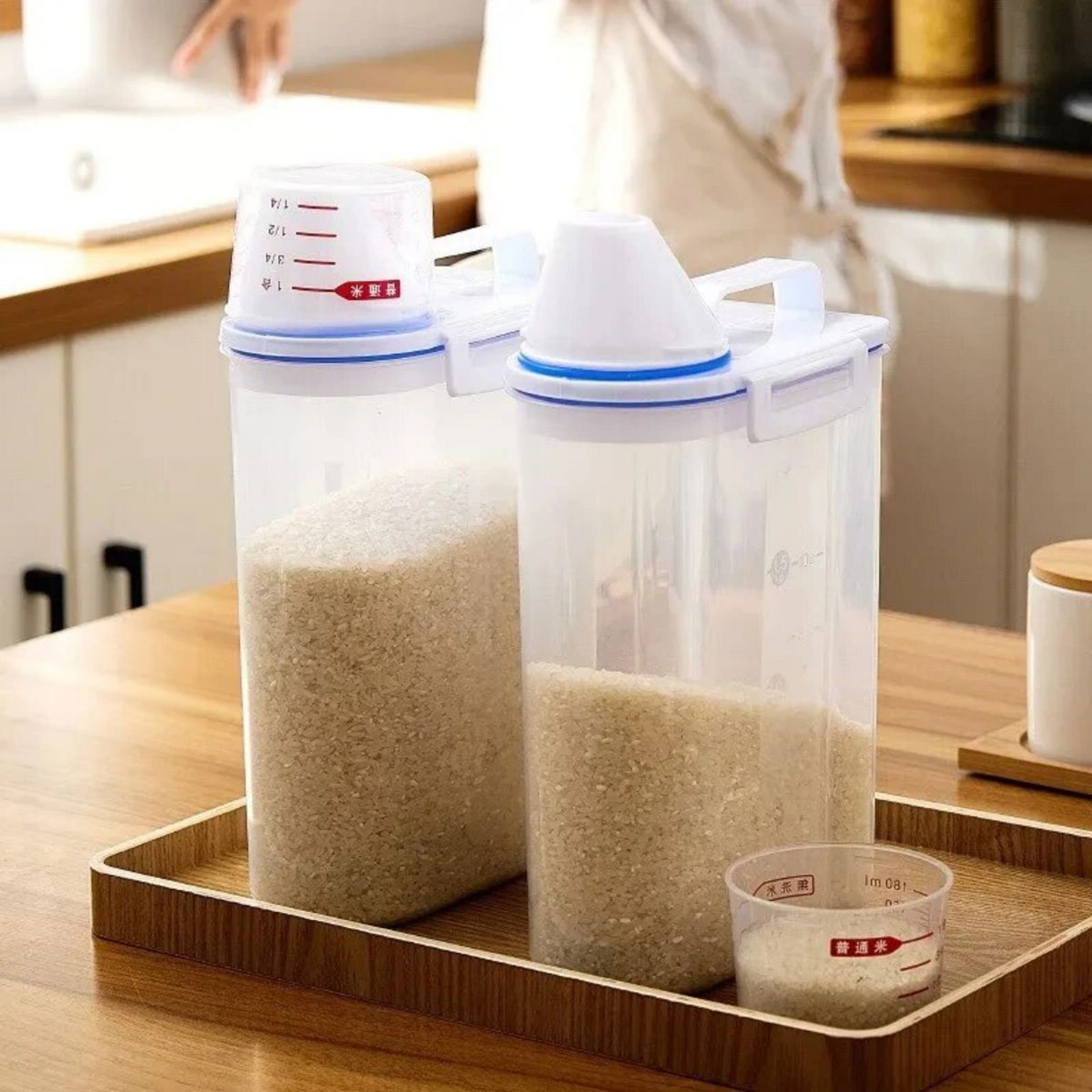 Airtight Rice Storage Container With Measuring Cup Moisture Proof Grain Storage Canister 4