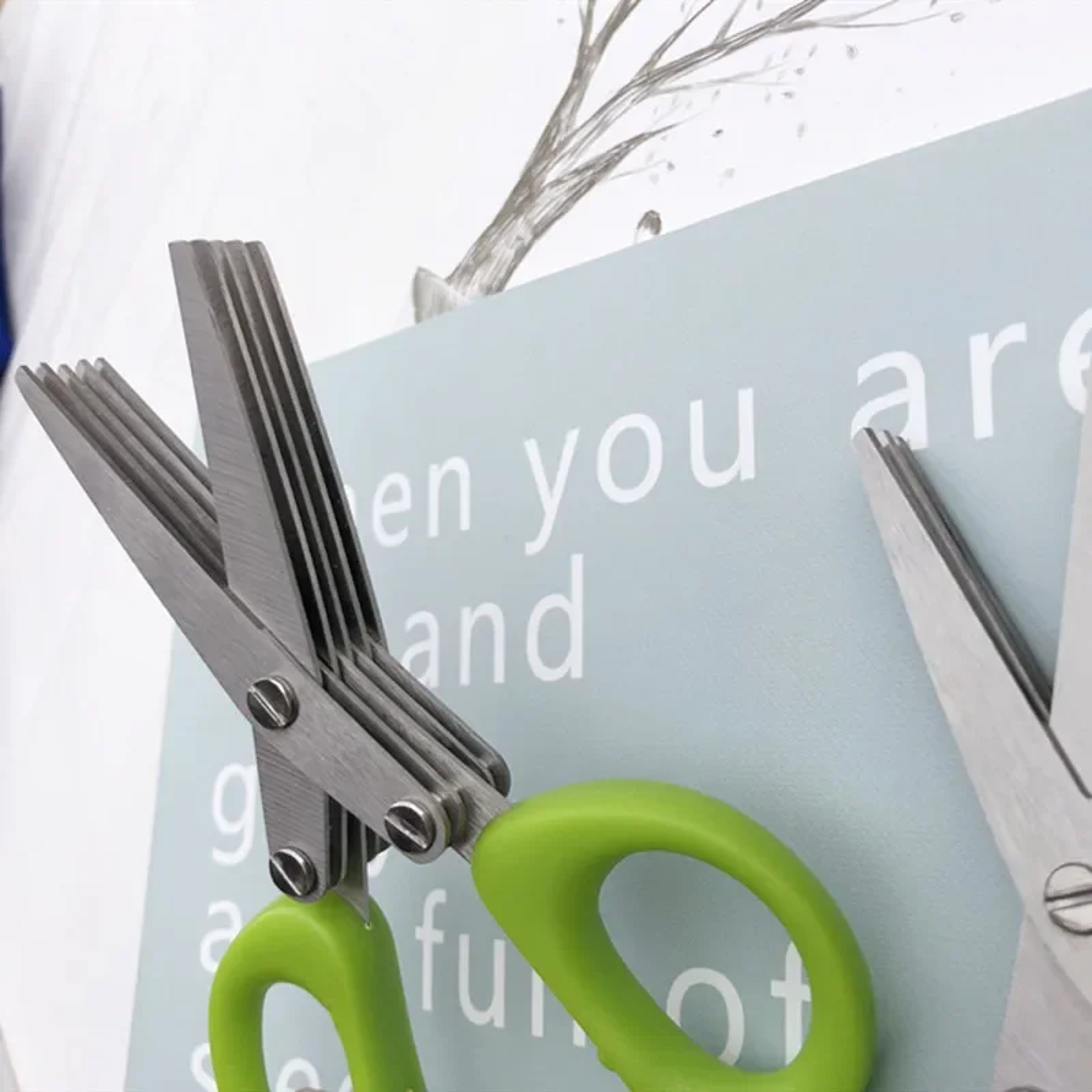 Multi functional Stainless Steel Kitchen Scissors Layer Cutter for Chopping Scallions, Peppers, and More – view 5