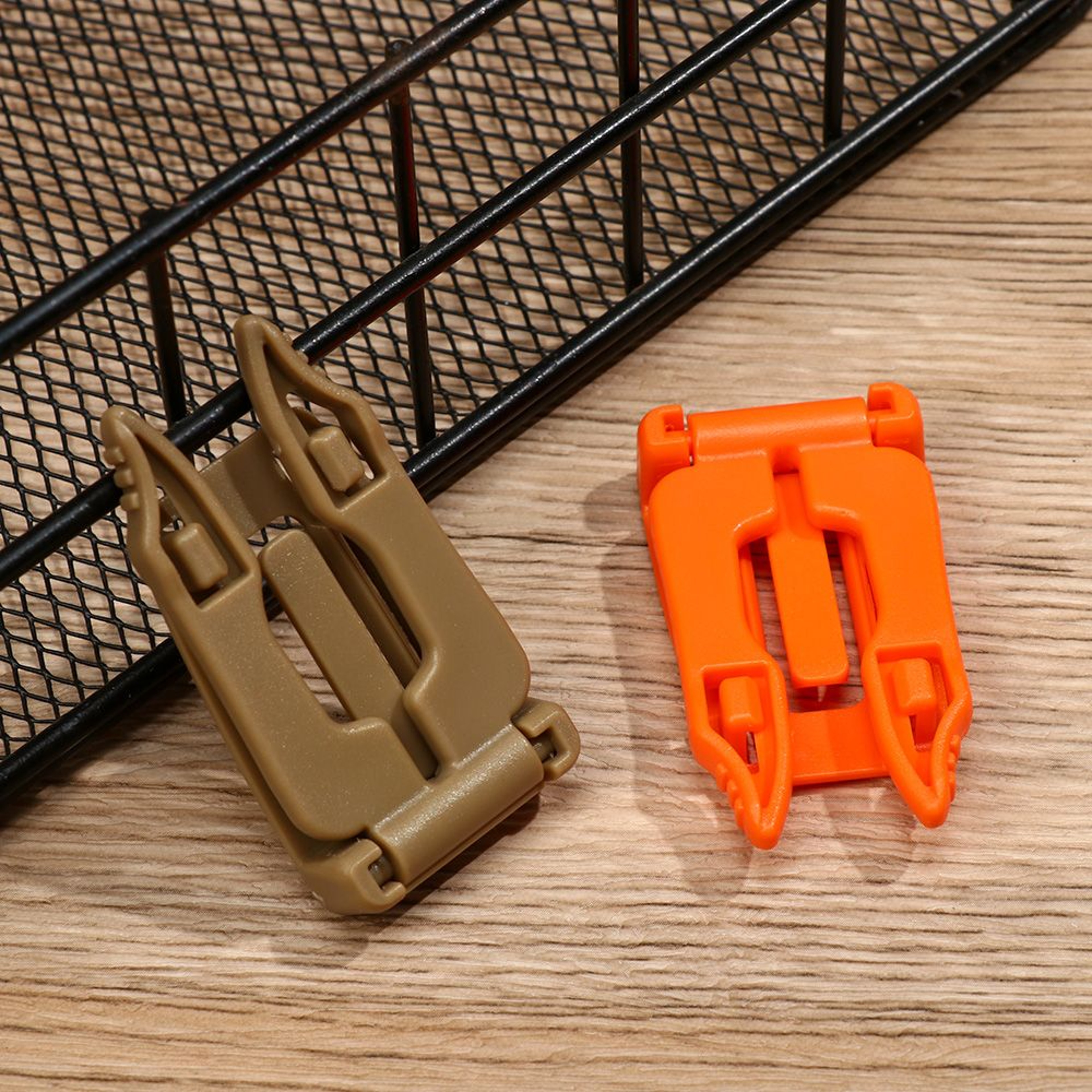 Premium Camping Carabiner  MOLLE Webbing Accessories Heavy Duty Backpack Buckle Straps 1