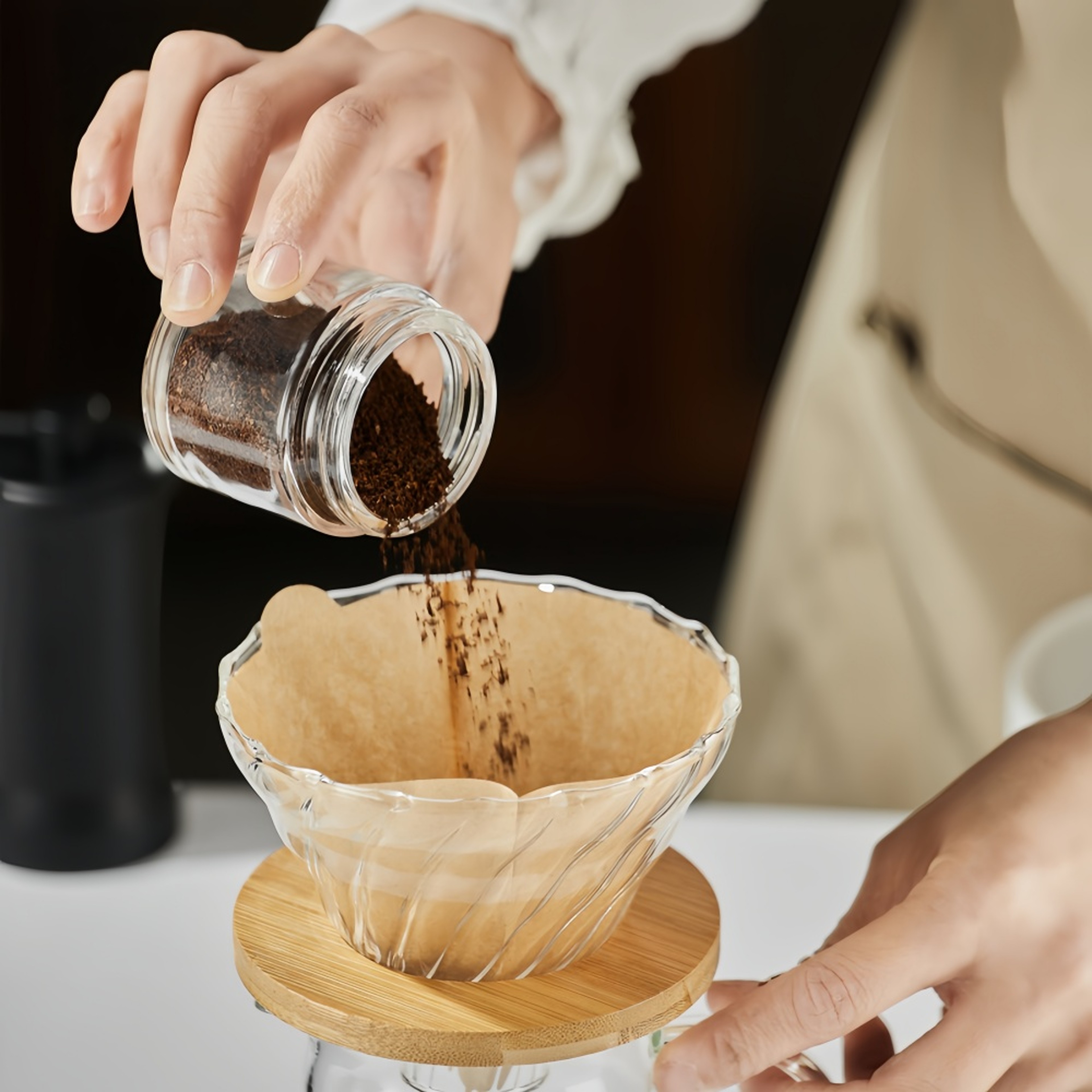 Precision Manual Coffee Grinder with Adjustable Settings & Ceramic Burr Core – view 6