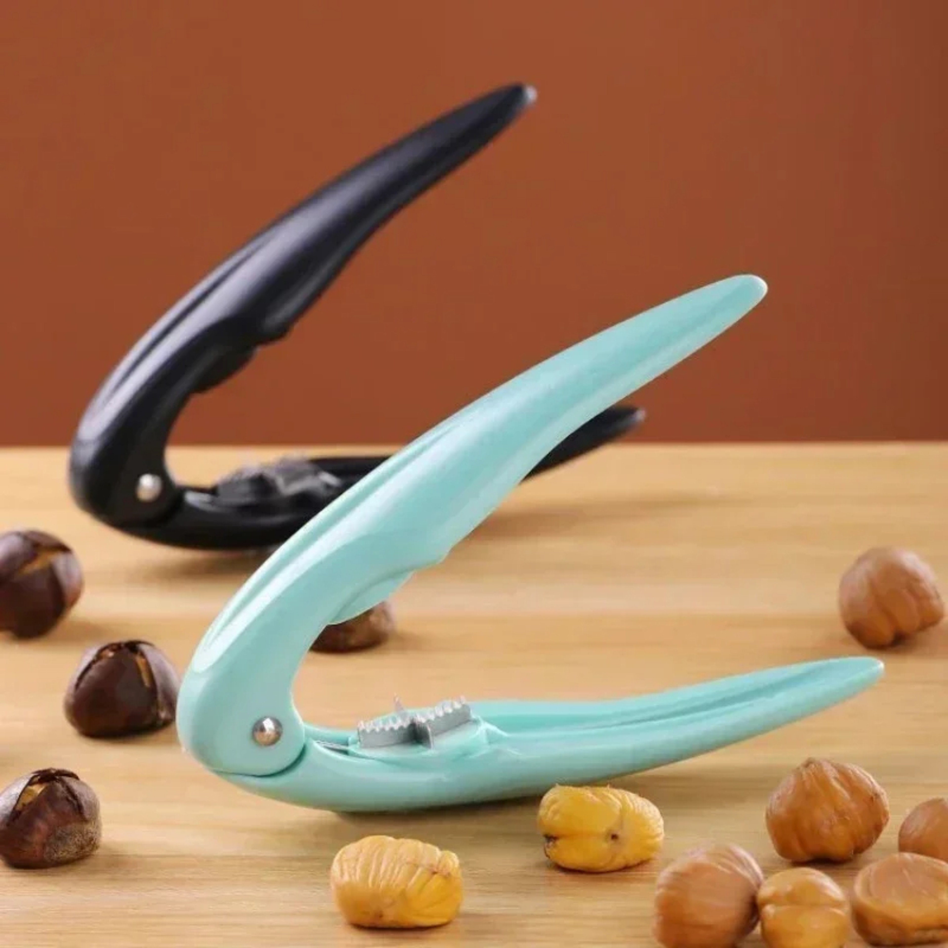 Heavy Duty Chestnut Sheller Nut Cracker Tool With Non Slip Grip Walnut Opener 1