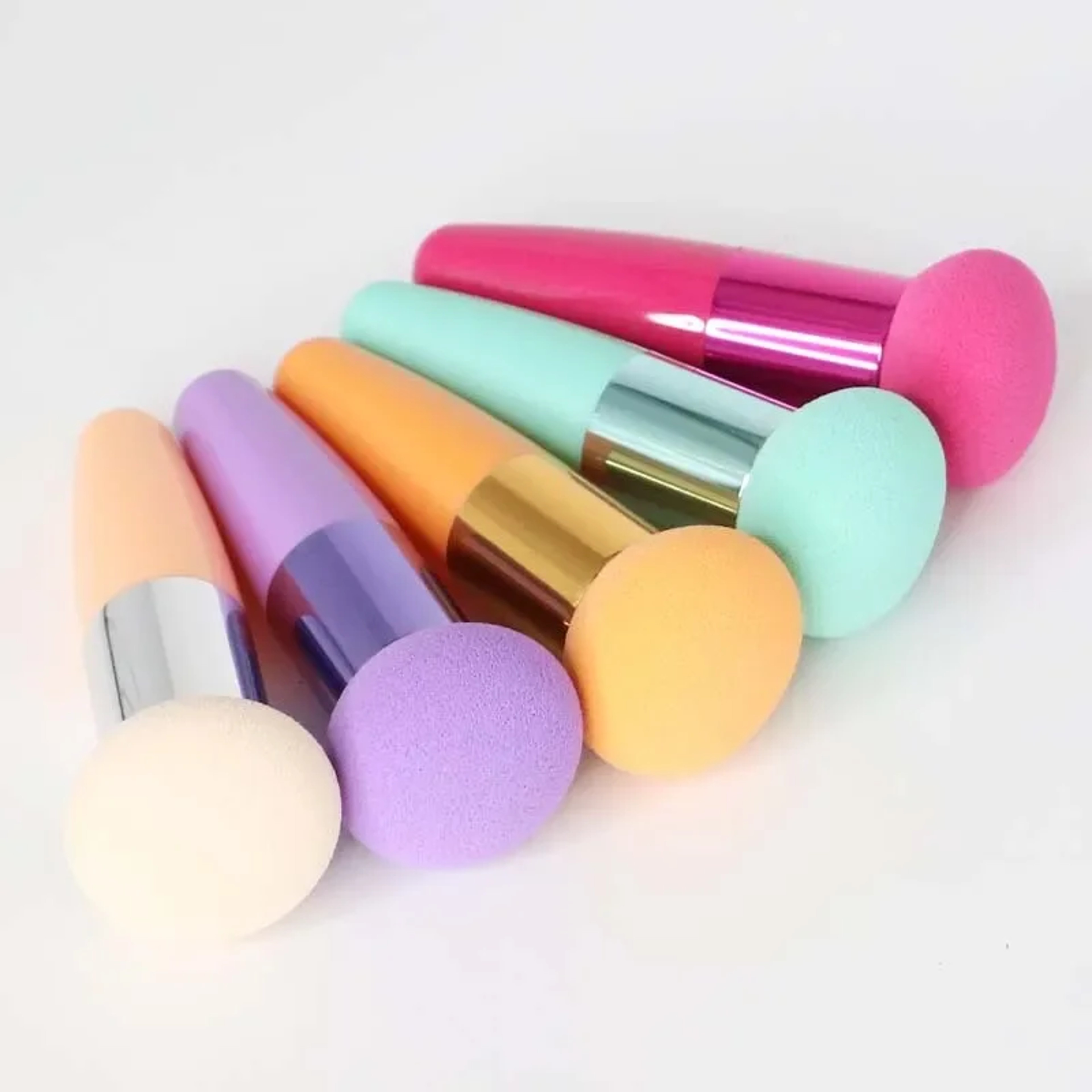 Mushroom Head Makeup Sponge Brush For Flawless Foundation Blending 0