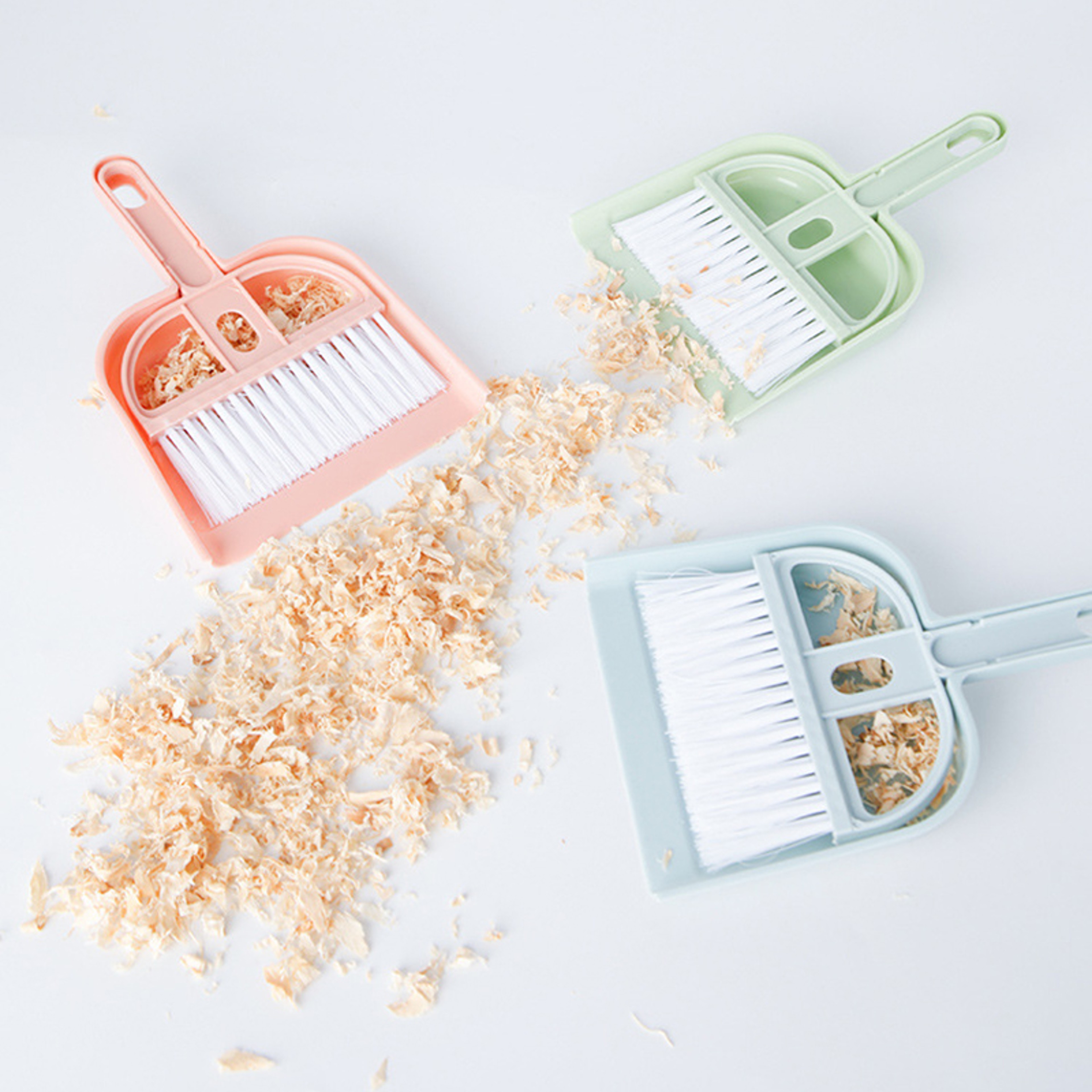 Small Pet Cleaning Set Mini Dustpan Broom For Guinea Pig Rabbit Cage 0