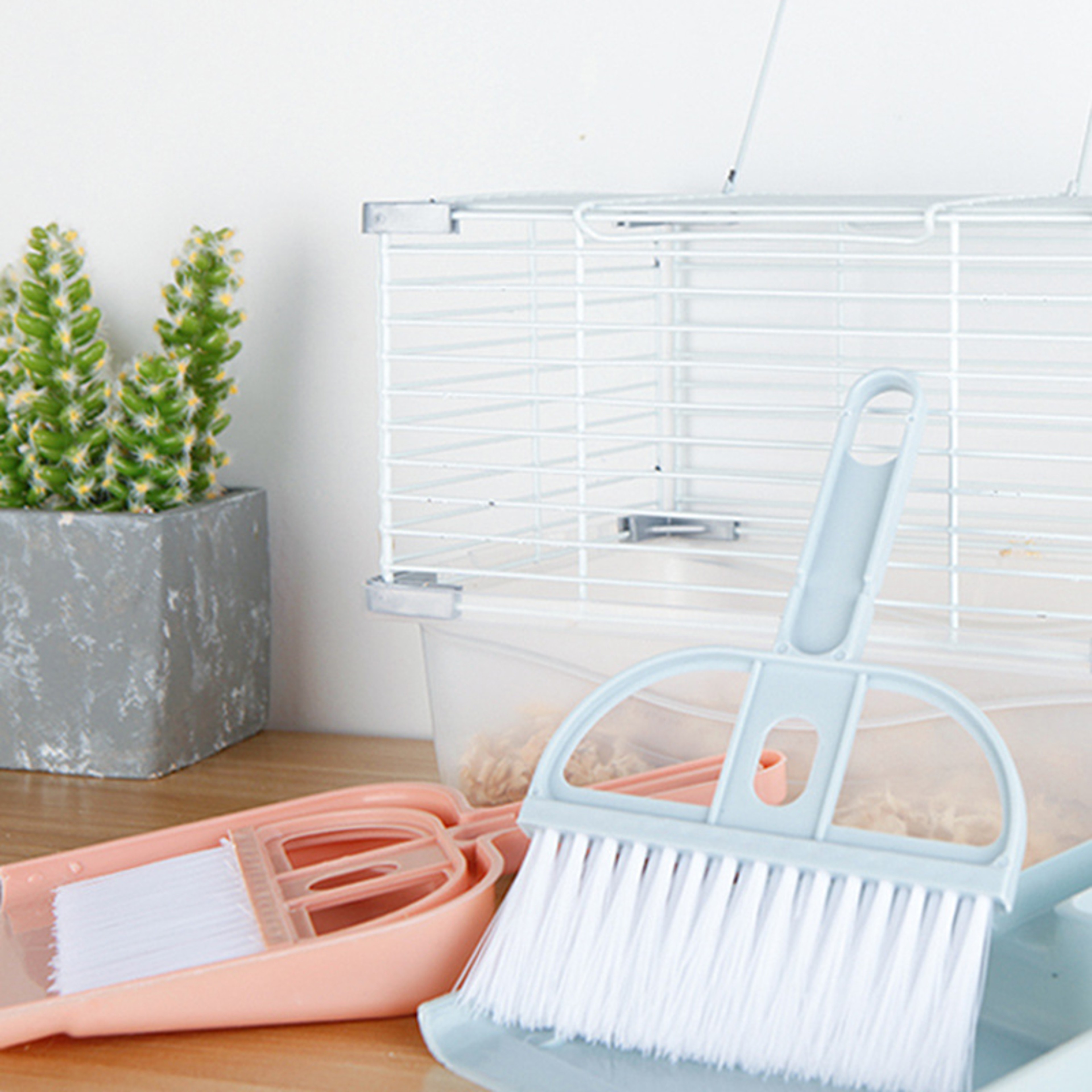 Small Pet Cleaning Set Mini Dustpan Broom For Guinea Pig Rabbit Cage 3