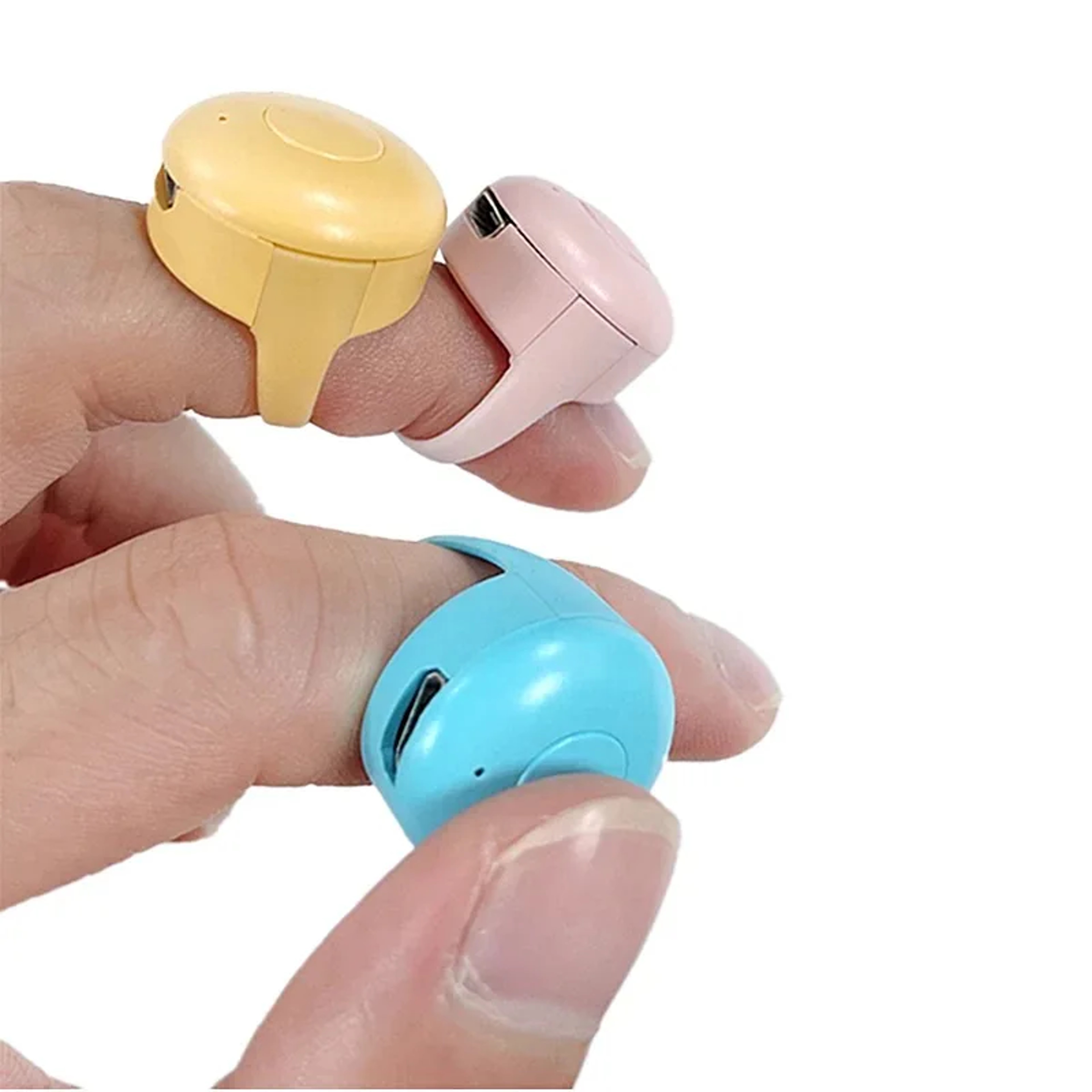 Bluetooth Remote Control Ring for Phone Video Scrolling & Hands Free Page Turner – view 1