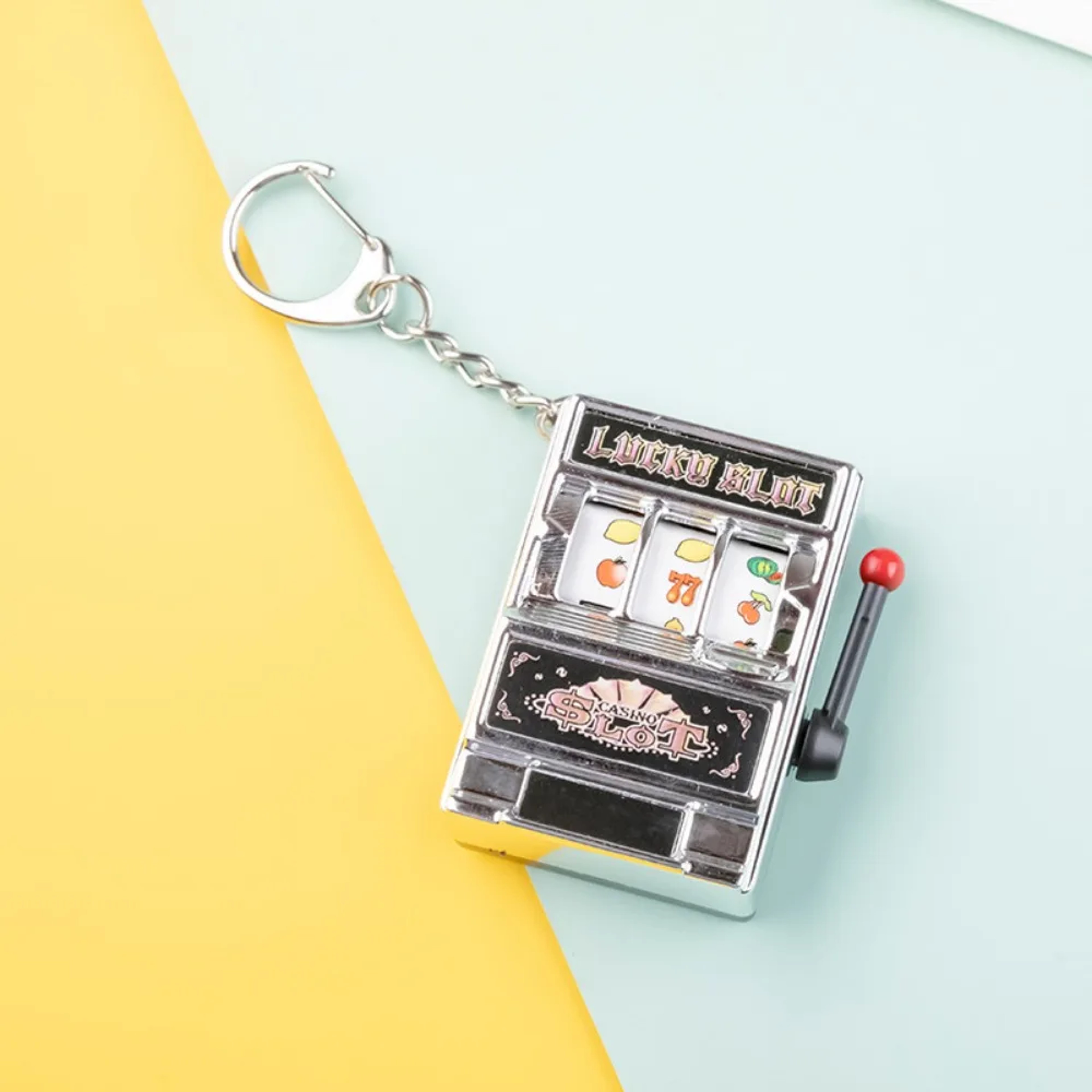 Lucky Spin Slot Machine Keychain Mini Jackpot Fruit Machine Key Ring for Cars & Gifts – view 6